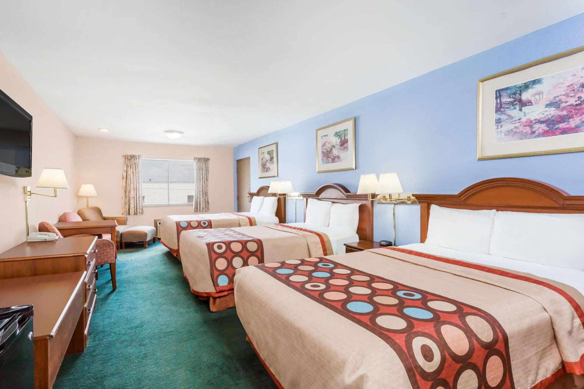Super 8 by Wyndham Greensboro gallery photo in Greensboro, NC — image 8