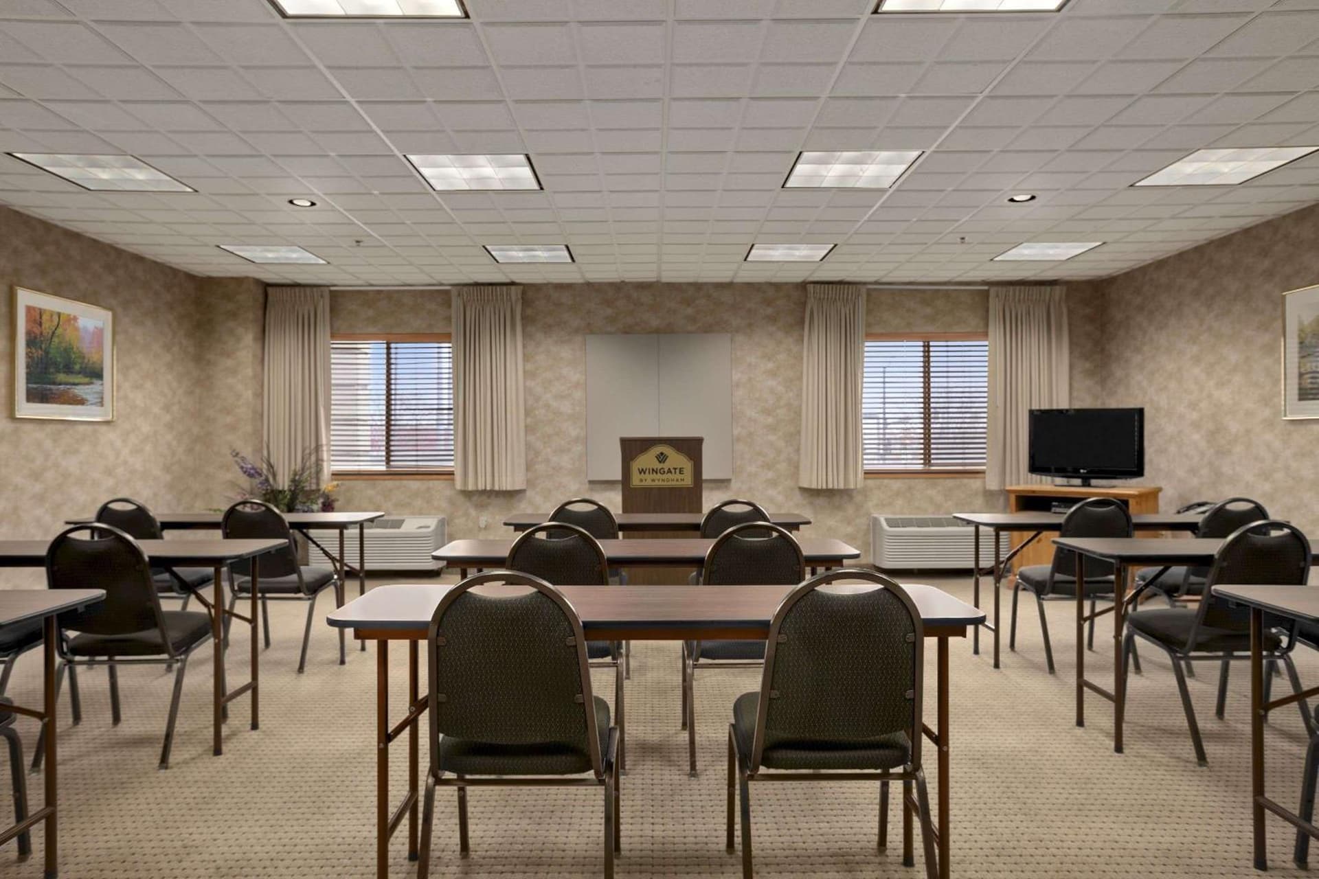 Wingate by Wyndham Pueblo gallery photo in Pueblo, CO — image 6