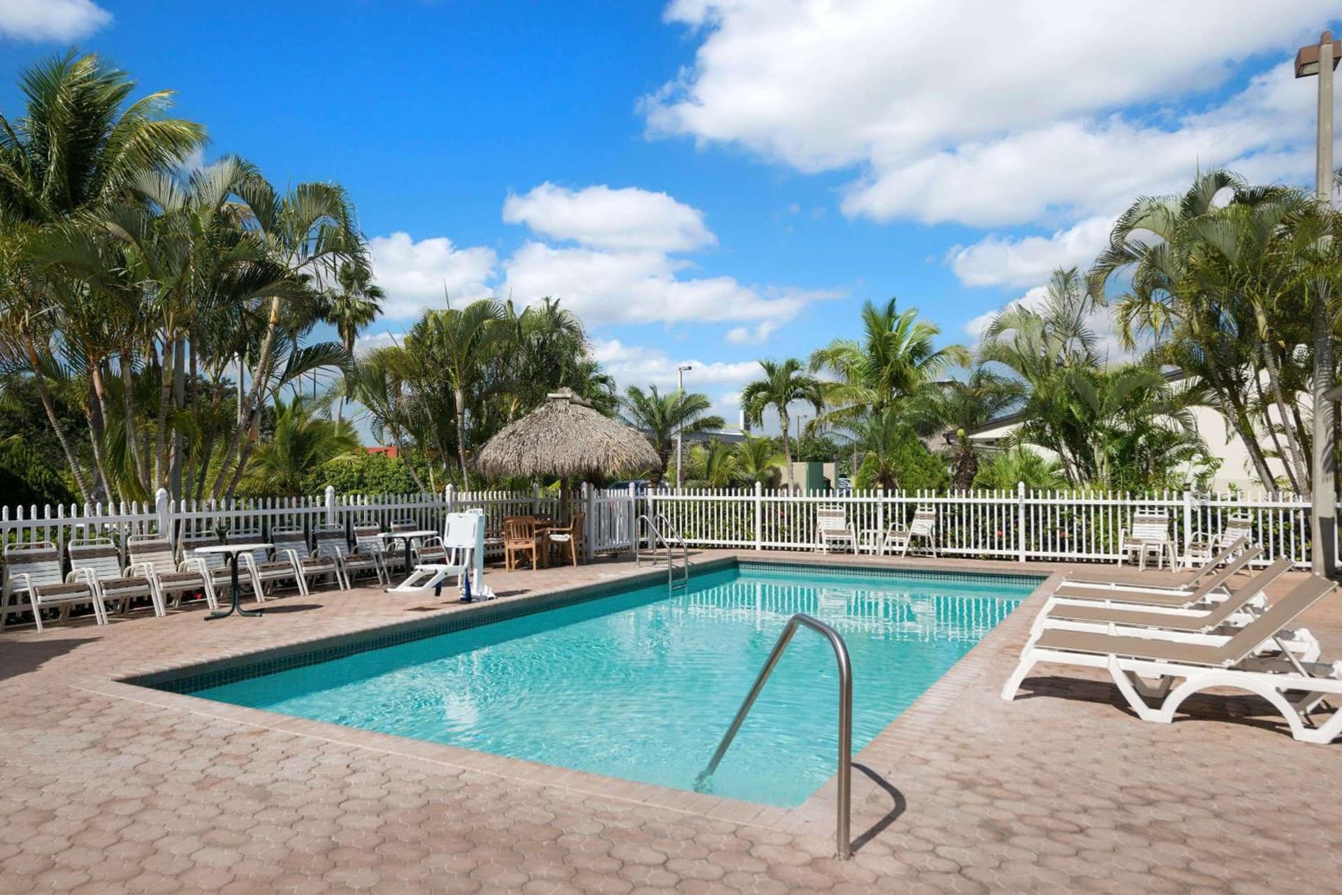 Travelodge by Wyndham Florida City/Homestead/Everglades interior in Florida City, FL — gallery photo 2
