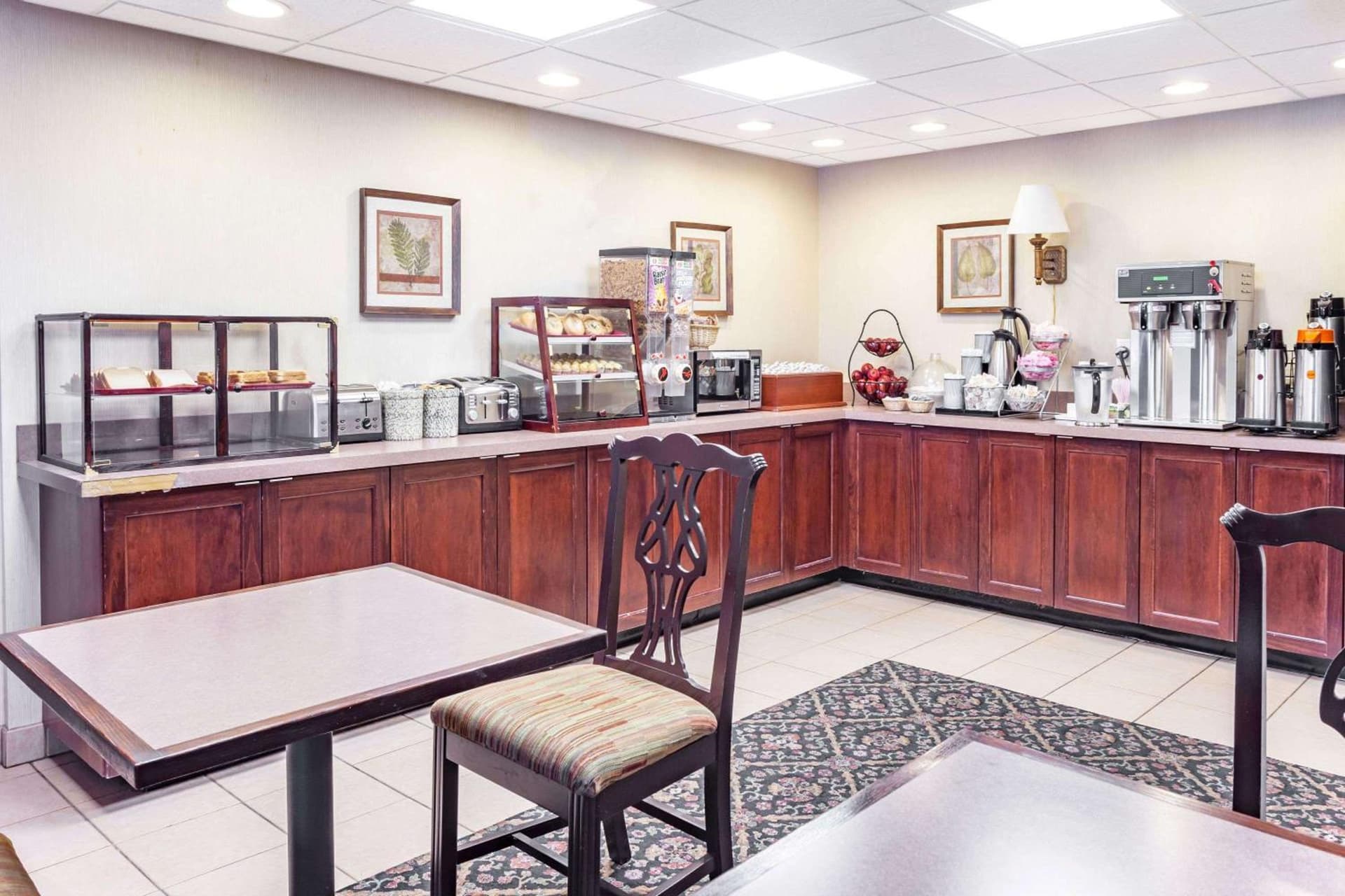 Travelodge by Wyndham Winchester gallery photo in Winchester, VA — image 12