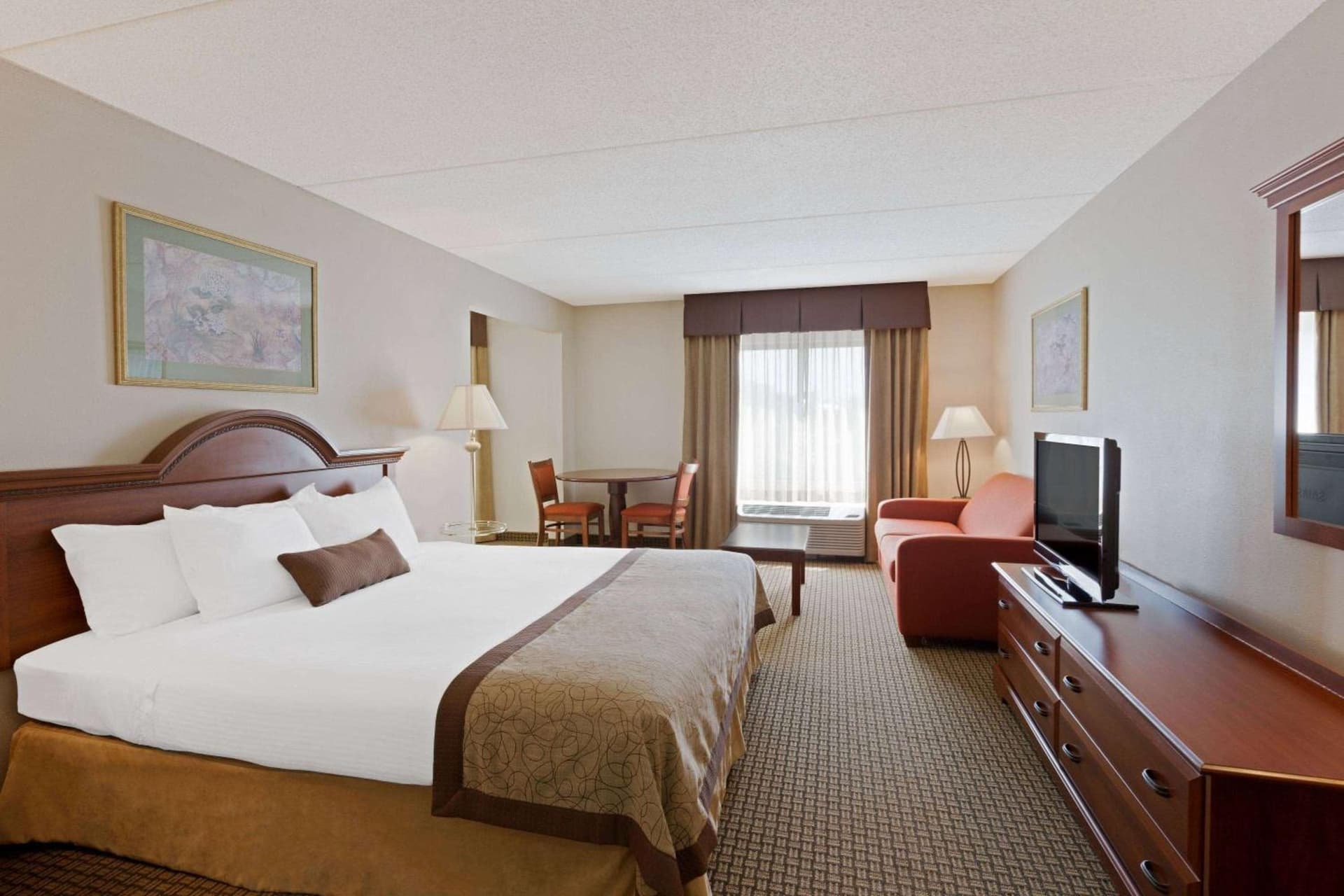 Wingate by Wyndham Charlotte Airport gallery photo in Charlotte, NC — image 45