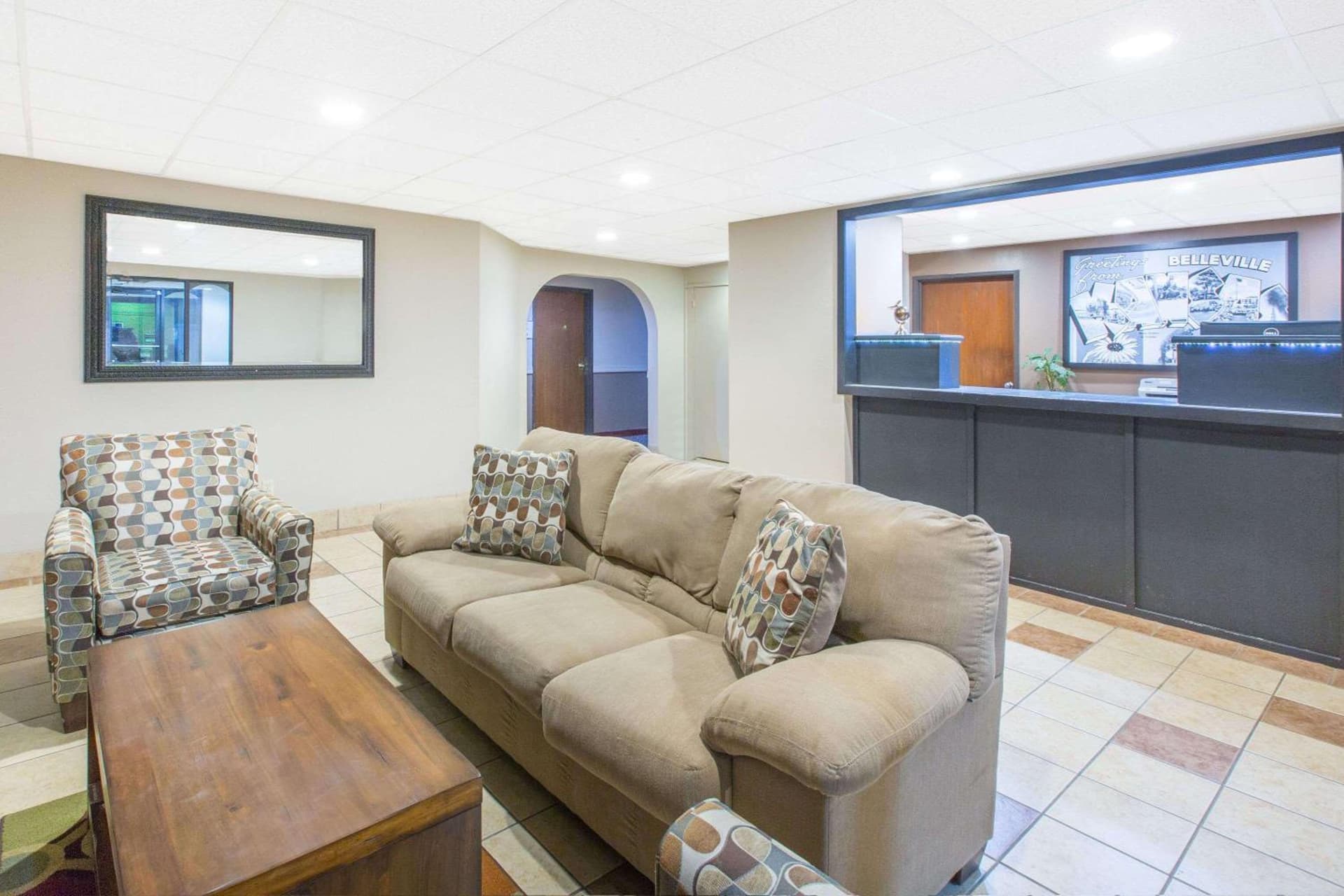 Super 8 by Wyndham Belleville property views in Belleville, KS — gallery photo 3