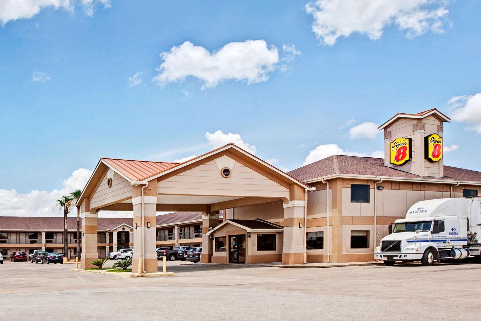 Super 8 by Wyndham Baytown I-10 featured exterior or lobby in Baytown, TX — similar hotel