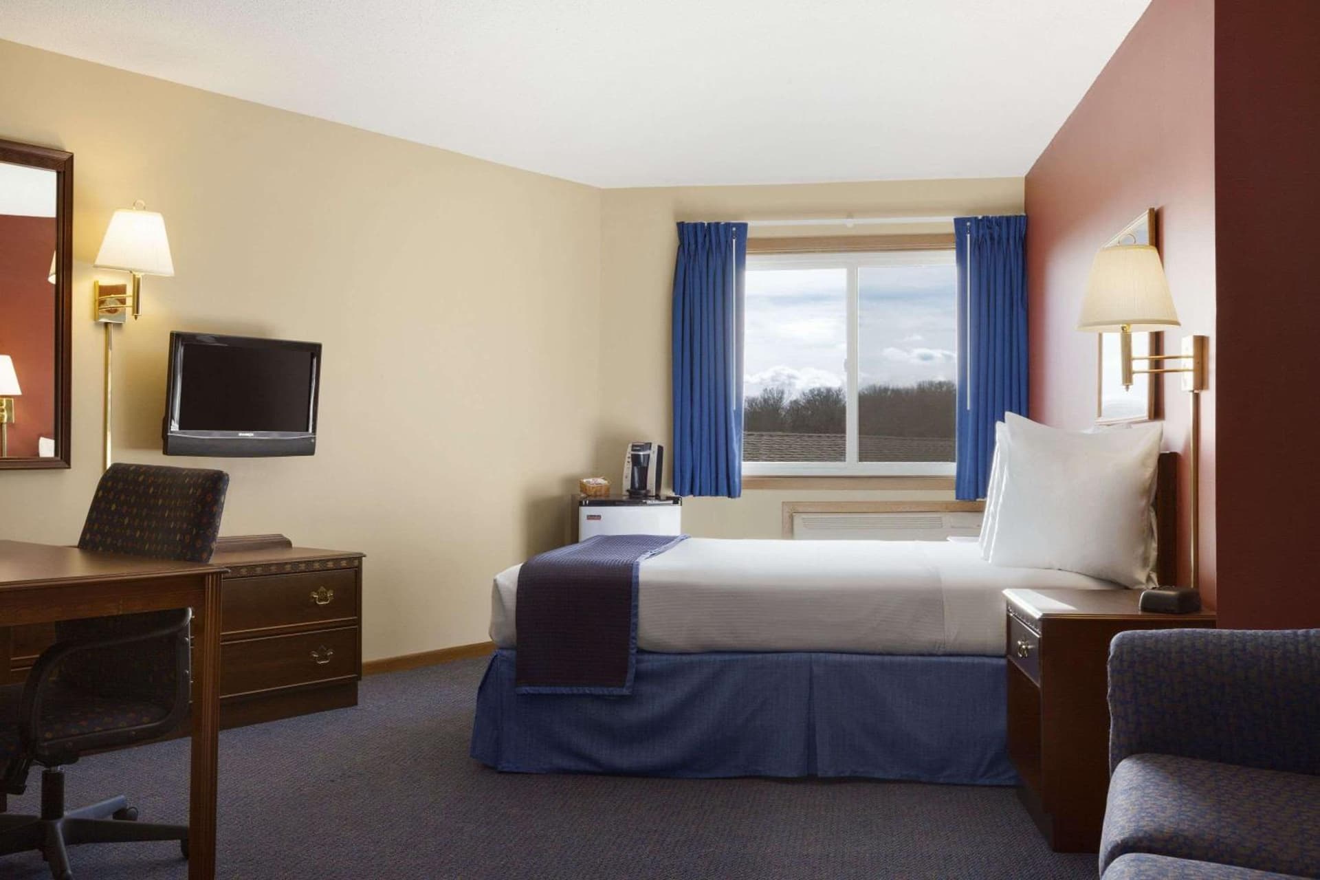 Travelodge by Wyndham Motel of St Cloud gallery photo in Saint Cloud, MN — image 23