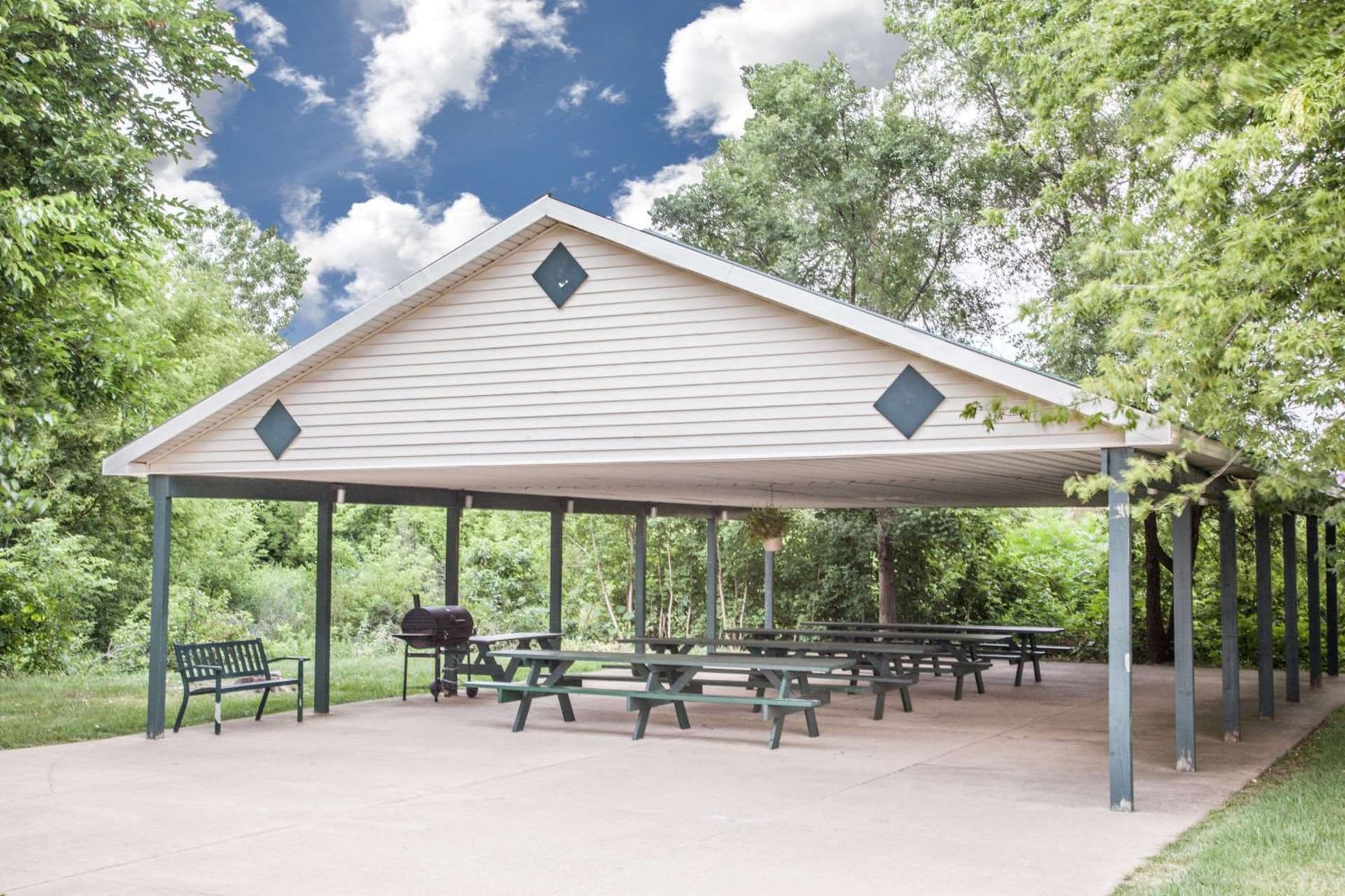 Super 8 by Wyndham Three Rivers gallery photo in Three Rivers, MI — image 9