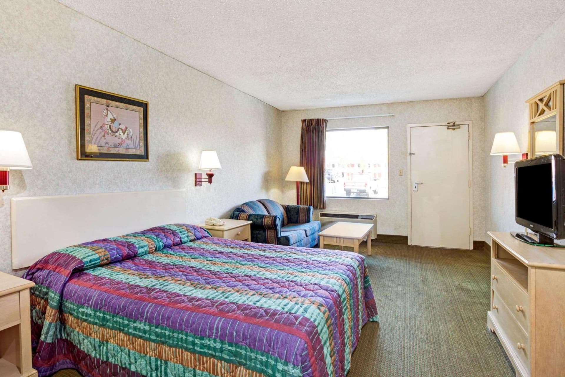 Super 8 by Wyndham Fredericksburg gallery photo in Fredericksburg, VA — image 13