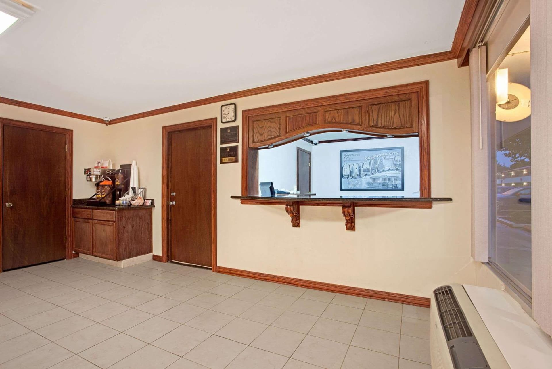 Super 8 by Wyndham Oklahoma/Frontier City gallery photo in Edmond, OK — image 9