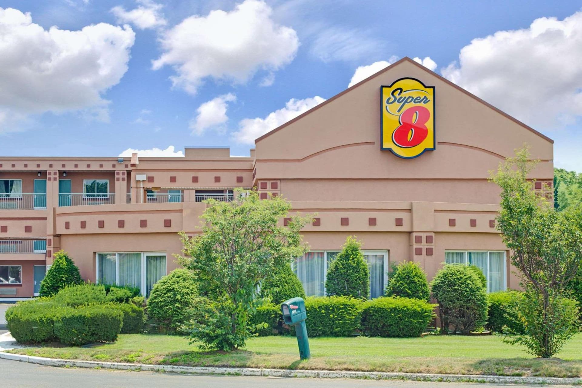 Super 8 by Wyndham Milford/New Haven featured exterior or lobby in Milford, CT — similar hotel