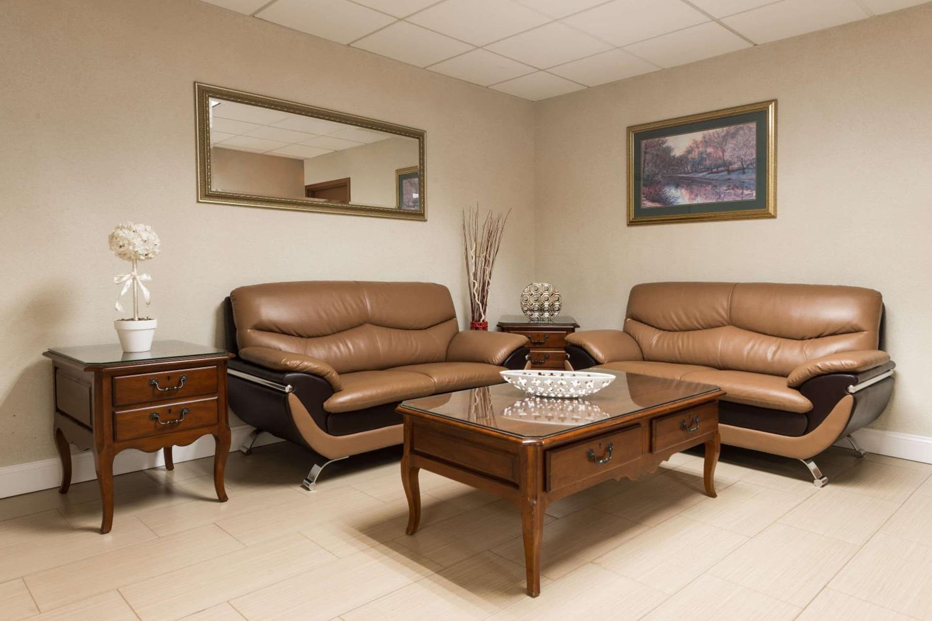 Super 8 by Wyndham St Charles interior in St. Charles, MO — gallery photo 2