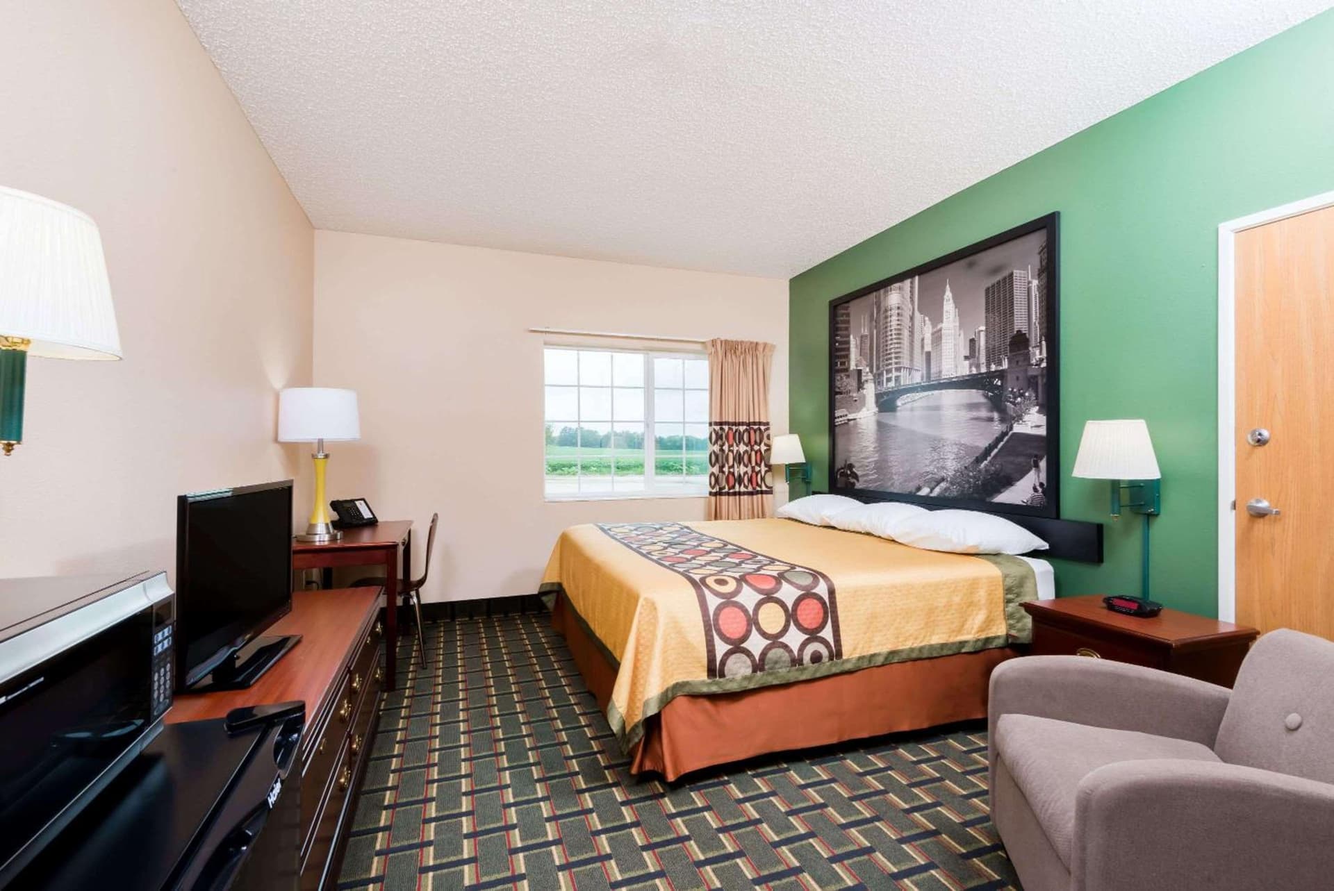 Super 8 by Wyndham Mt. Carmel IL gallery photo in Mount Carmel, IL — image 6