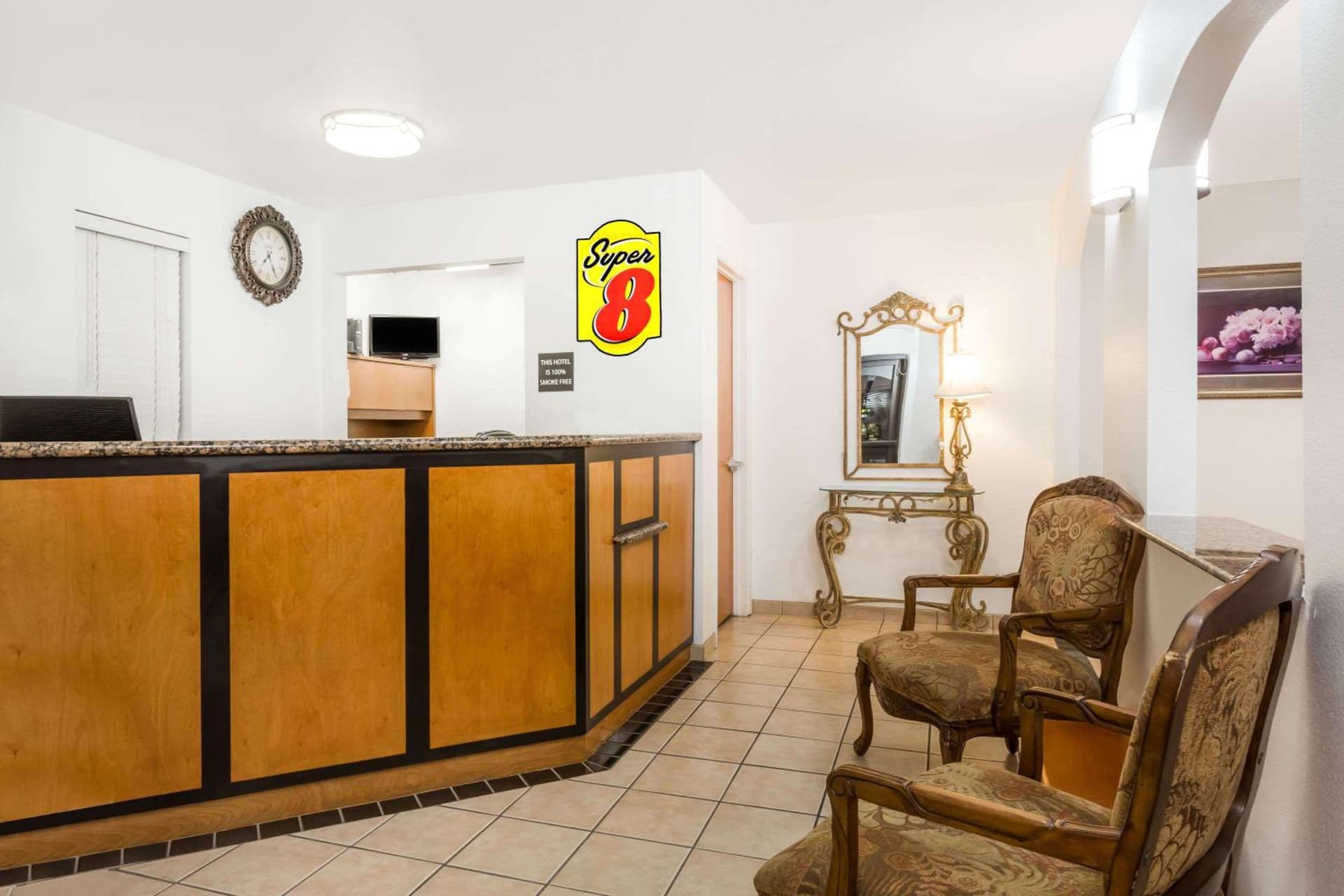 Super 8 by Wyndham Cloverdale Wine Country property views in Cloverdale, CA — gallery photo 3