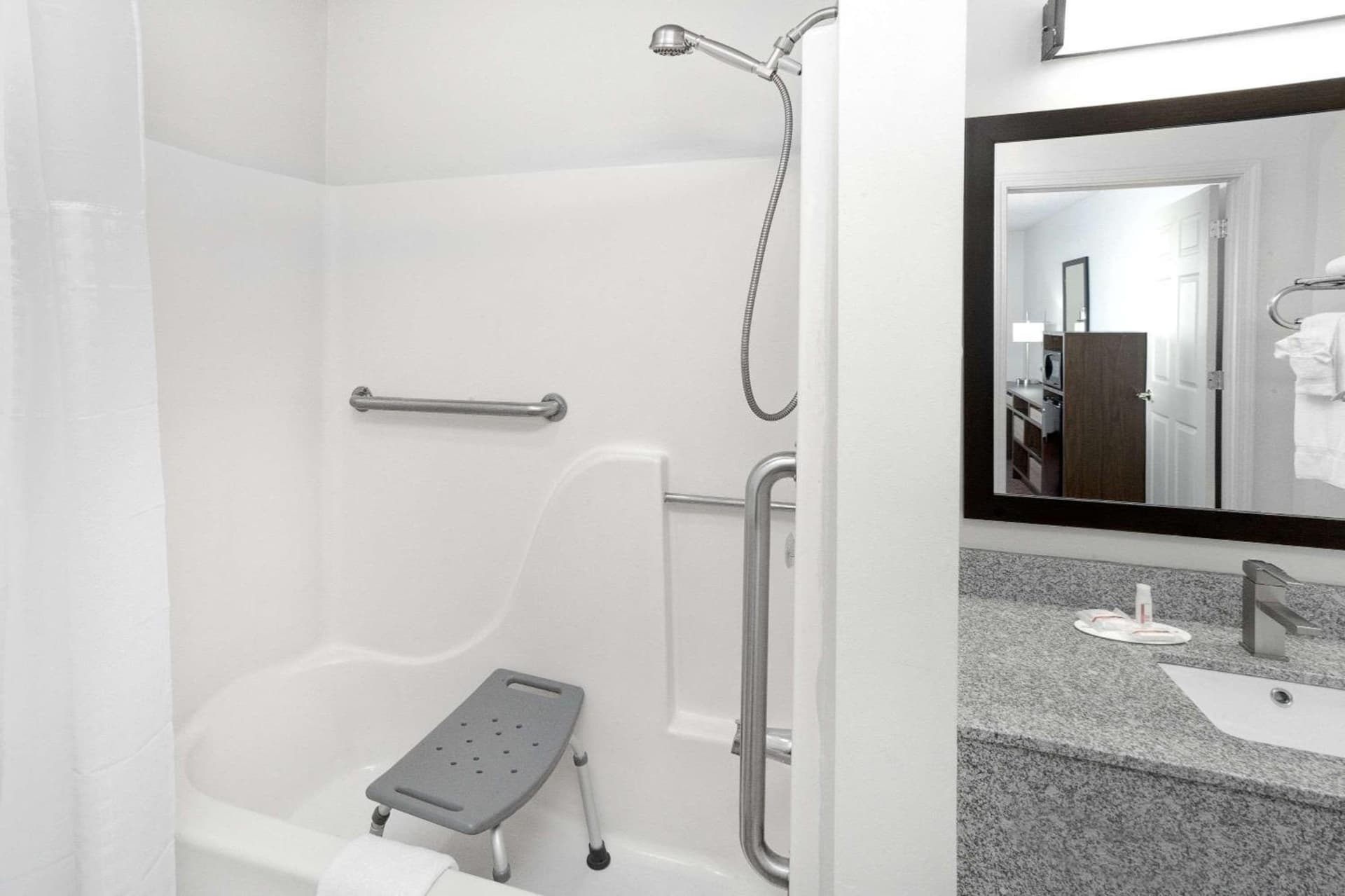 Super 8 by Wyndham Lafayette / Purdue Area interior in Lafayette, IN — gallery photo 2
