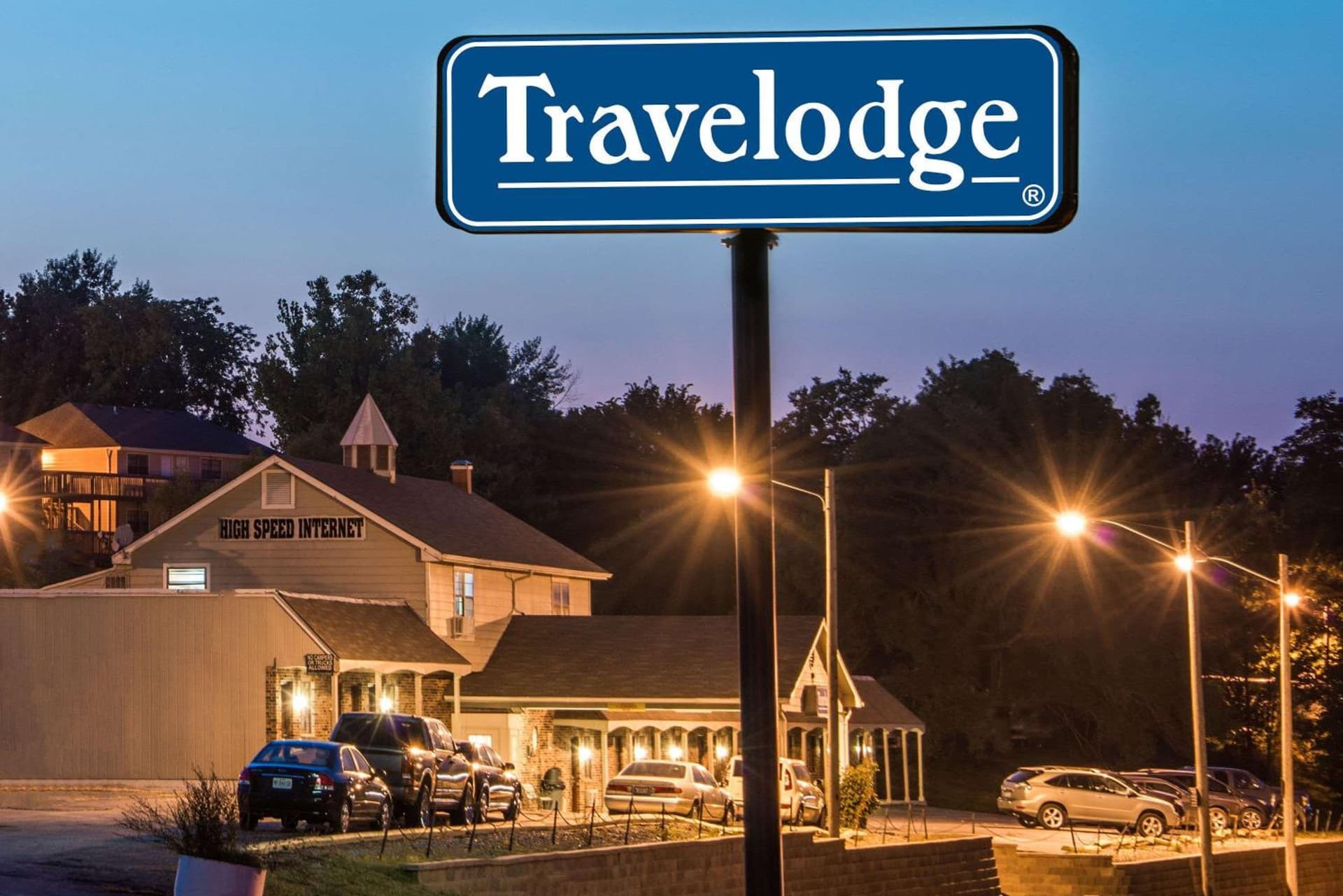 Travelodge by Wyndham Airport Platte City — hotel in Platte City, Missouri