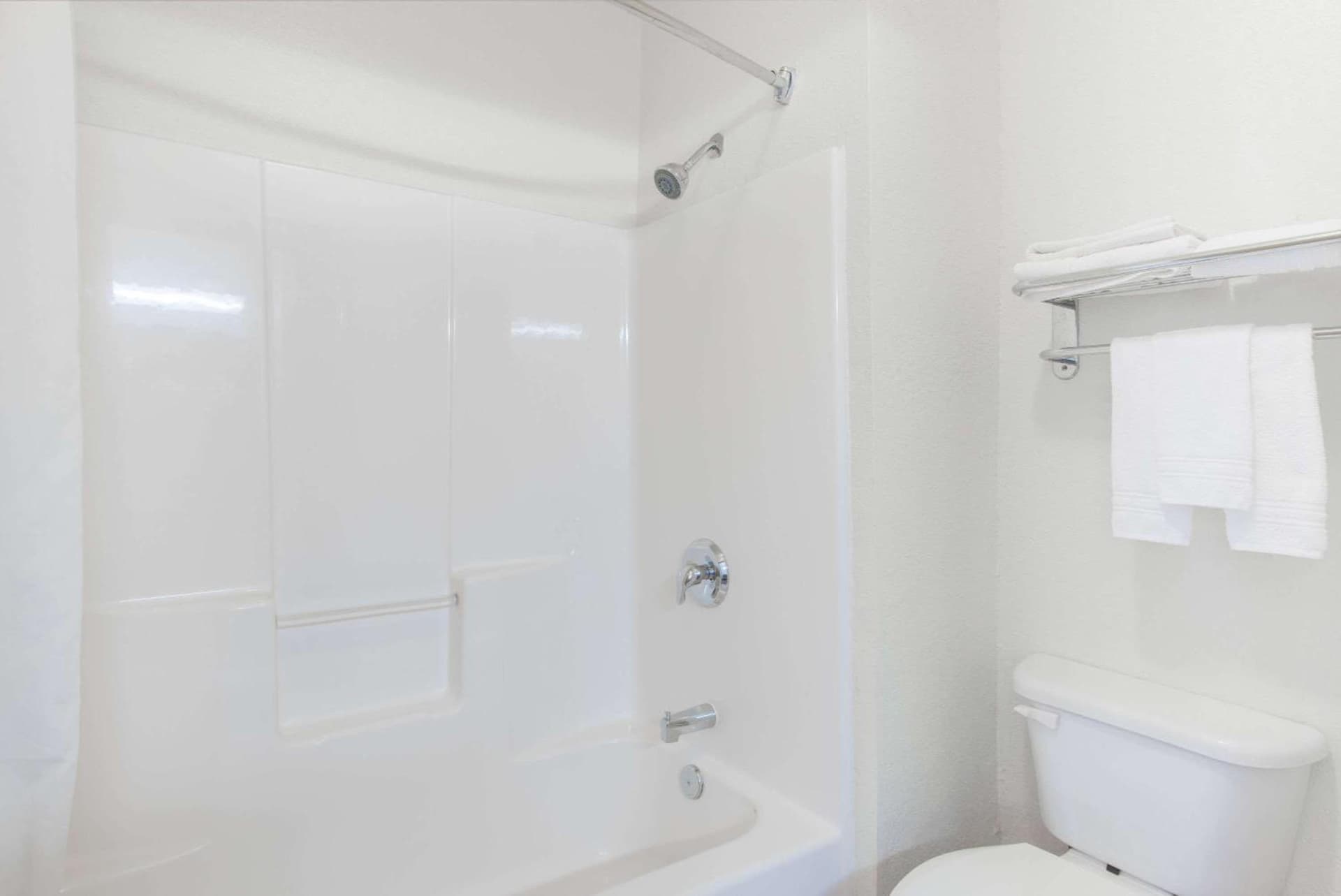 Super 8 by Wyndham Abilene South property views in Abilene, TX — gallery photo 3