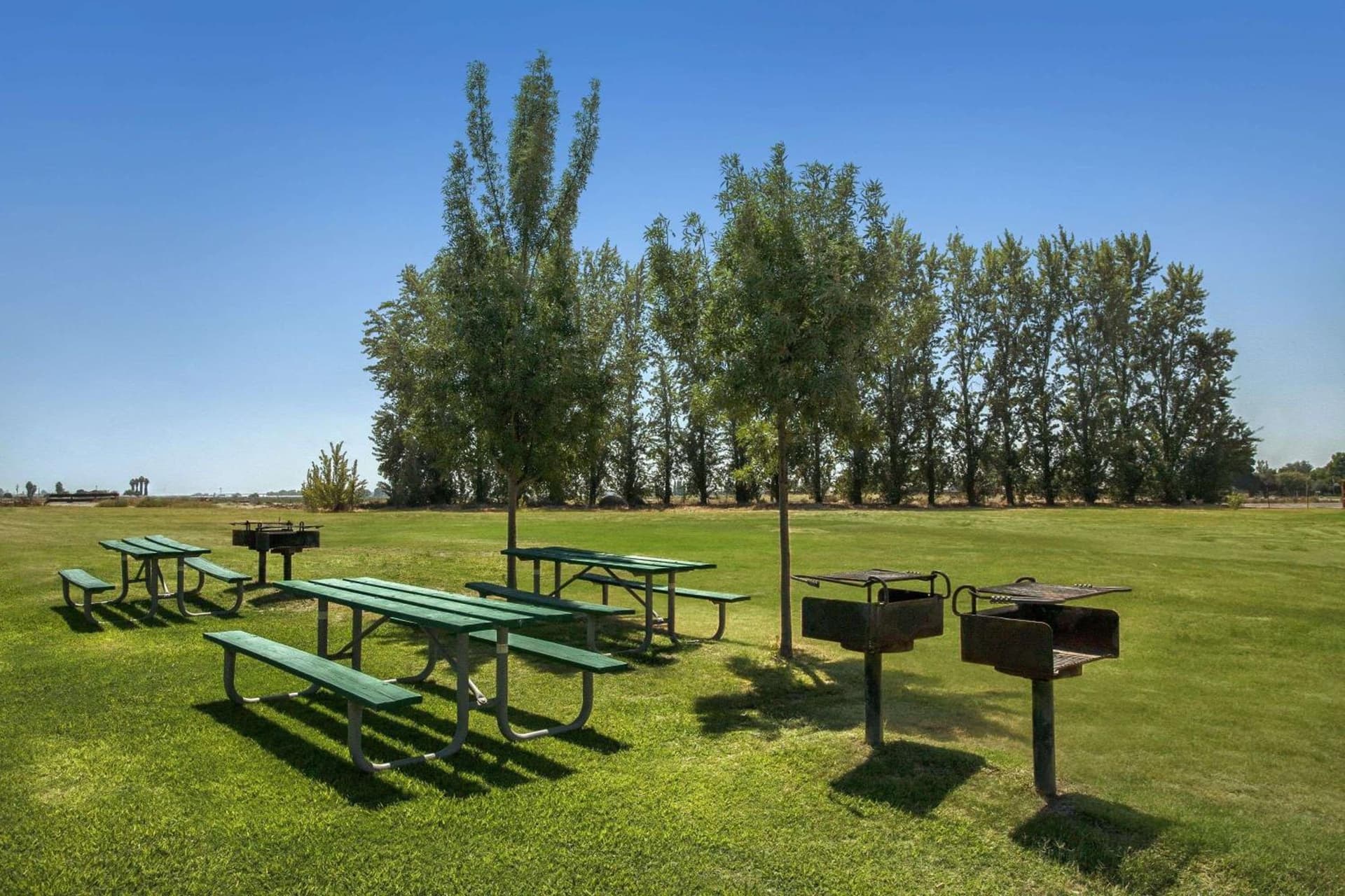 Red Lion Inn & Suites Lemoore gallery photo in Lemoore, CA — image 23