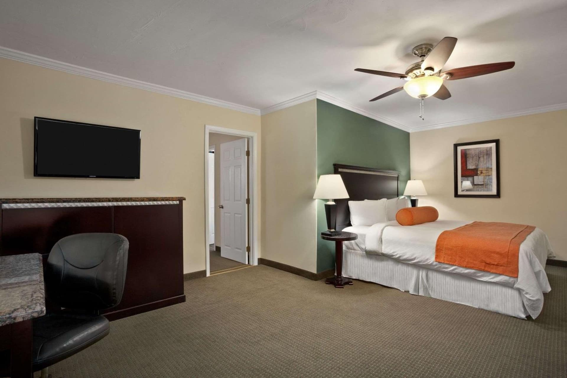 Quality Inn & Suites Santa Maria gallery photo in Santa Maria, CA — image 51