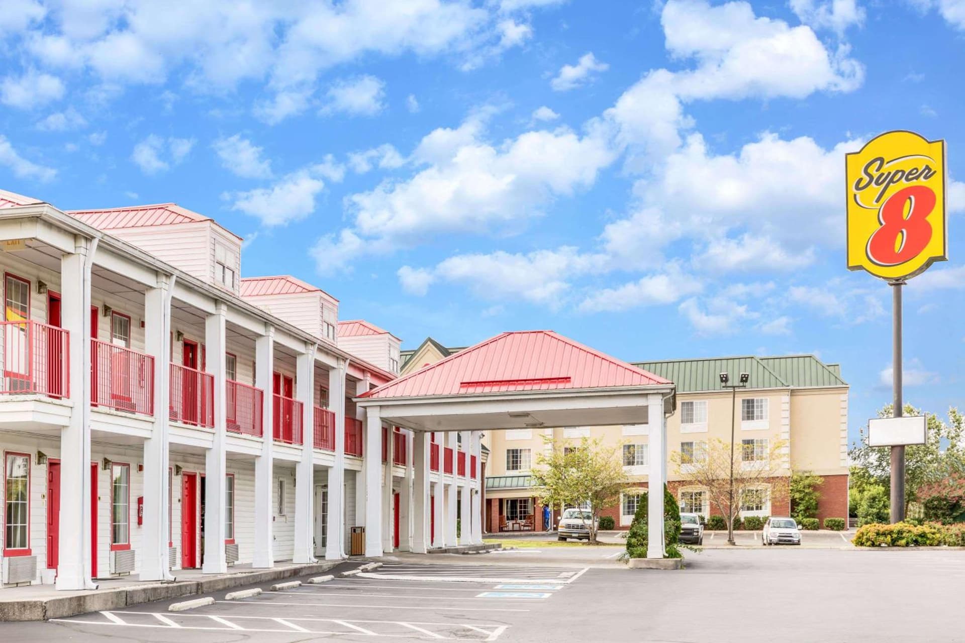 Super 8 by Wyndham Clinton featured exterior or lobby in Clinton, TN — similar hotel
