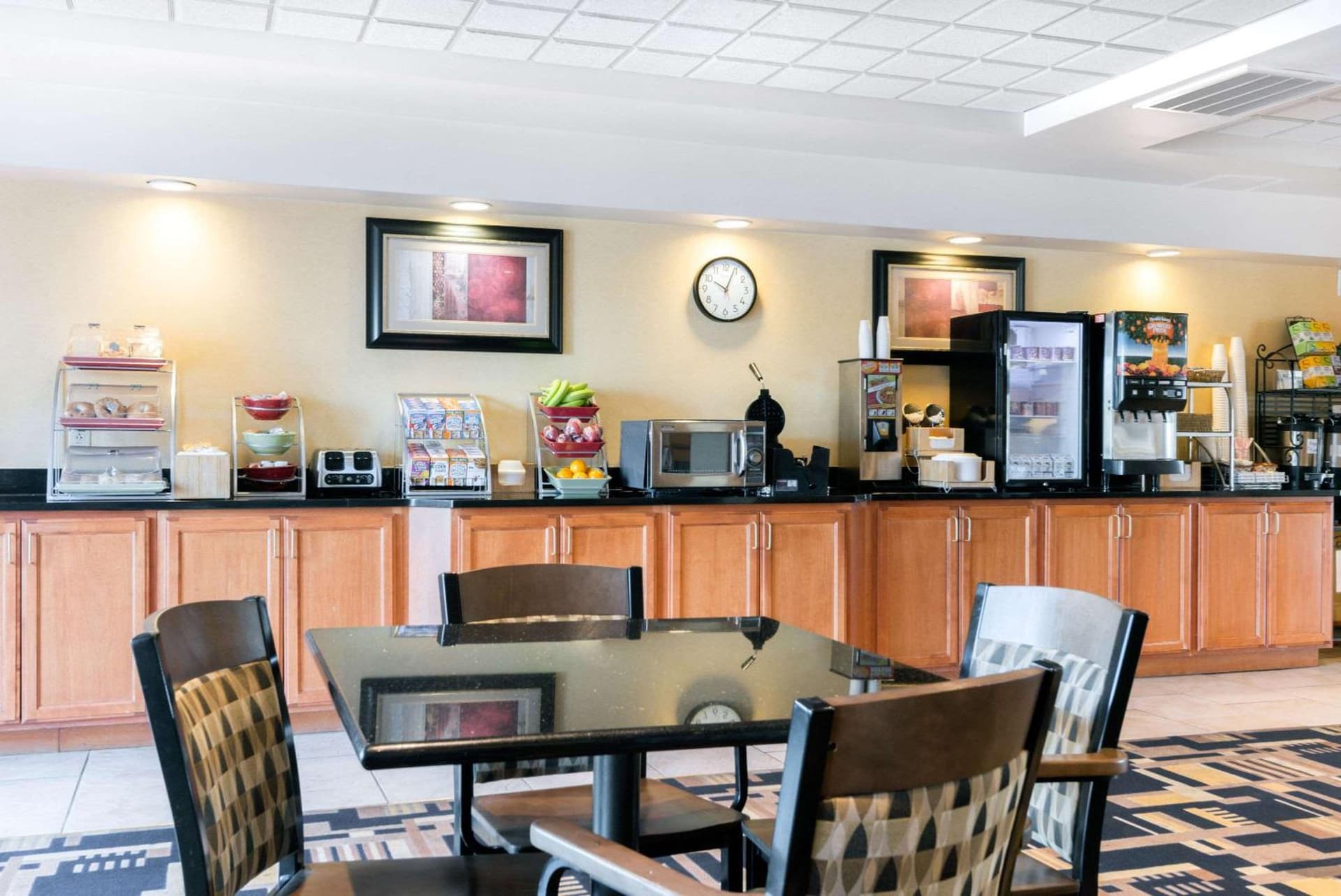 Wingate by Wyndham Dayton - Fairborn gallery photo in Fairborn, OH — image 9