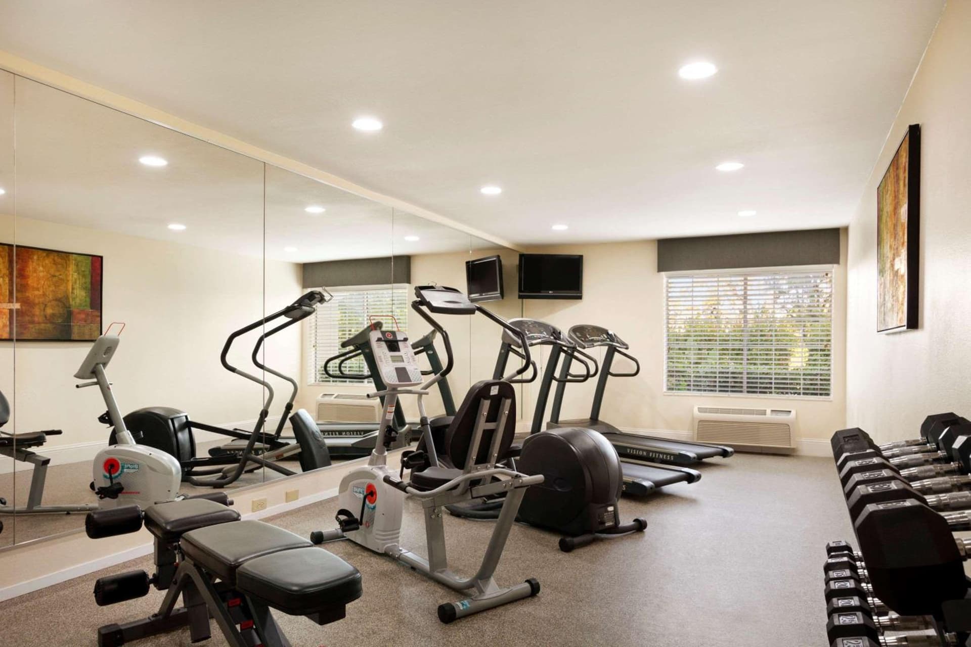 Wingate by Wyndham San Marcos gallery photo in San Marcos, TX — image 37