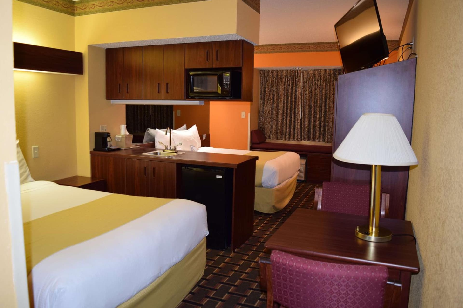 Microtel Inn & Suites by Wyndham Rock Hill/Charlotte Area gallery photo in Rock Hill, SC — image 16