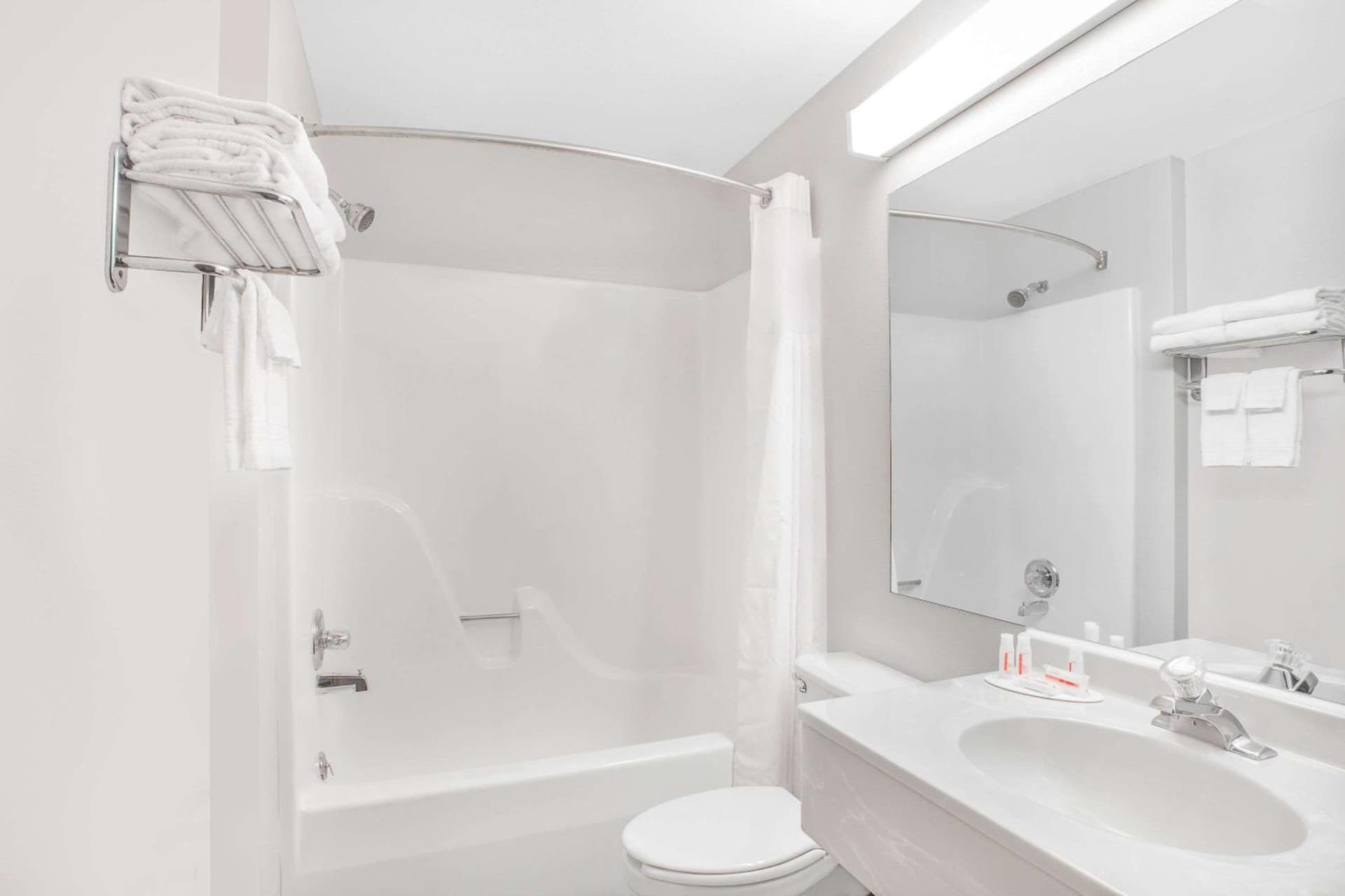 Microtel Inn and Suites by Wyndham Appleton gallery photo in Appleton, WI — image 5