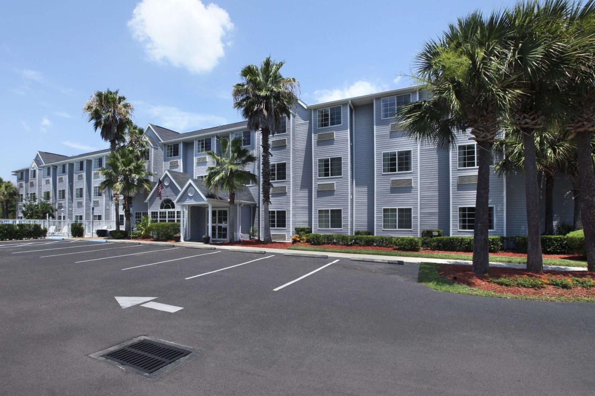 Microtel Inn & Suites by Wyndham Palm Coast I-95 — hotel in Palm Coast, Florida