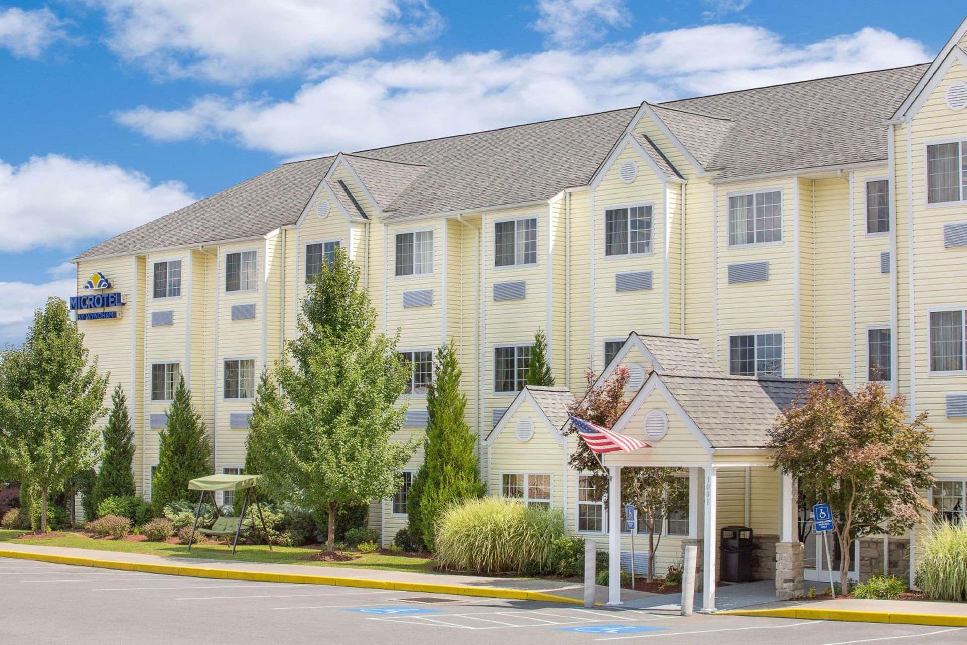 Microtel Inn & Suites Beckley East — hotel in Beckley, West Virginia