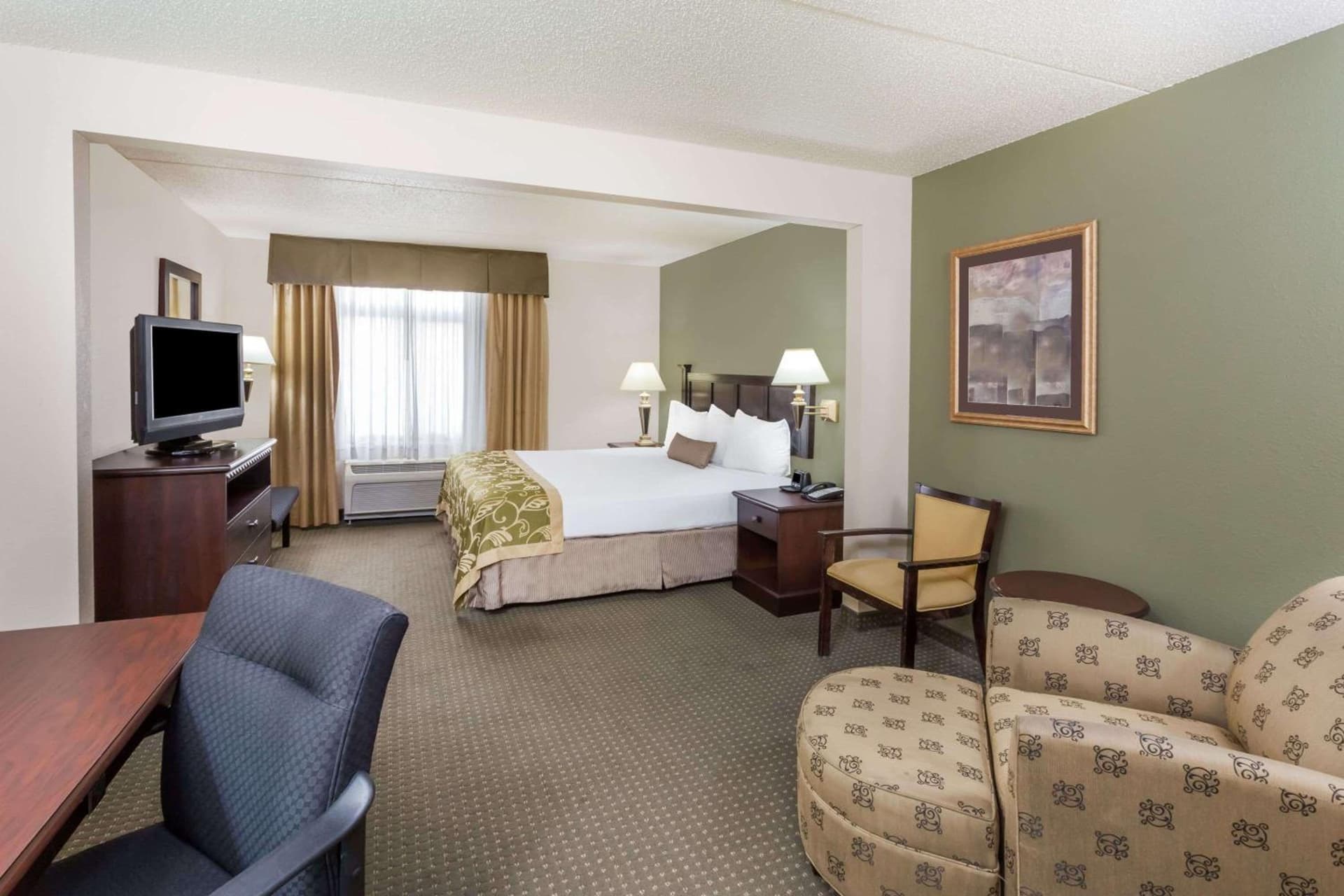 Wingate by Wyndham Peoria - Complimentary Area Shuttle gallery photo in Peoria, IL — image 41