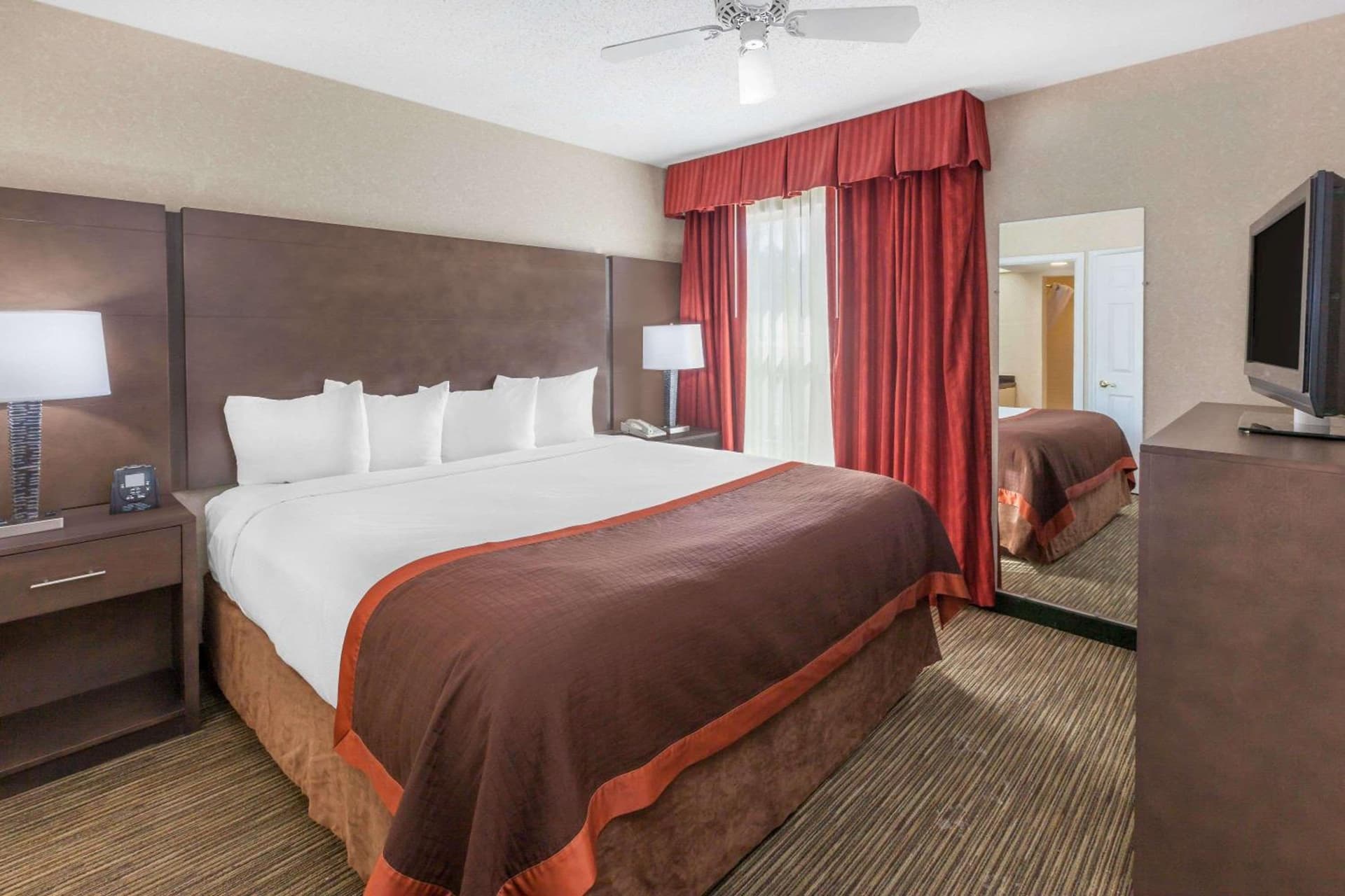 Affordable Suites of America Detroit-Warren gallery photo in Warren, MI — image 7