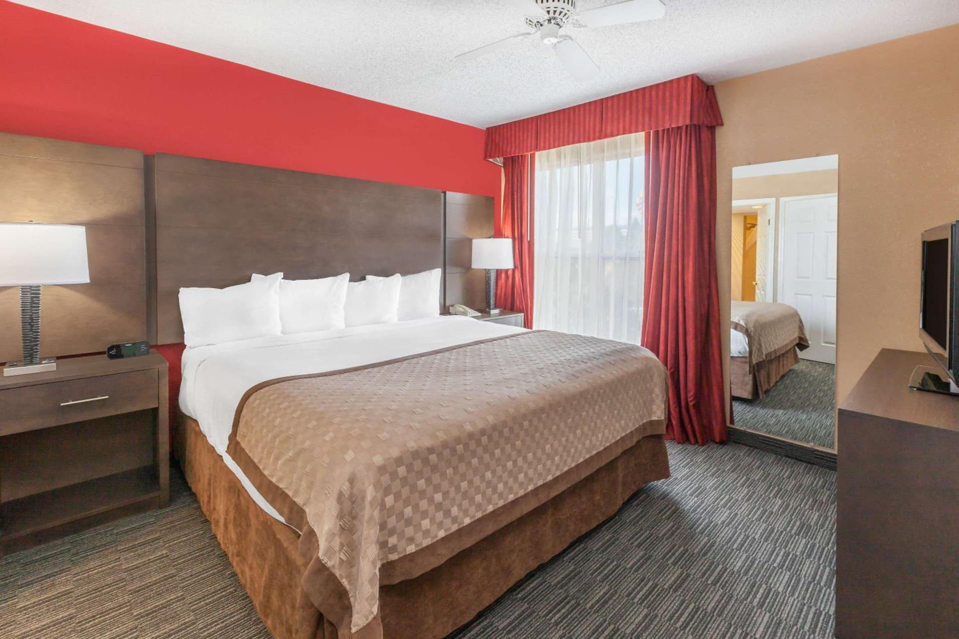 Affordable Suites of America Detroit-Warren gallery photo in Warren, MI — image 4