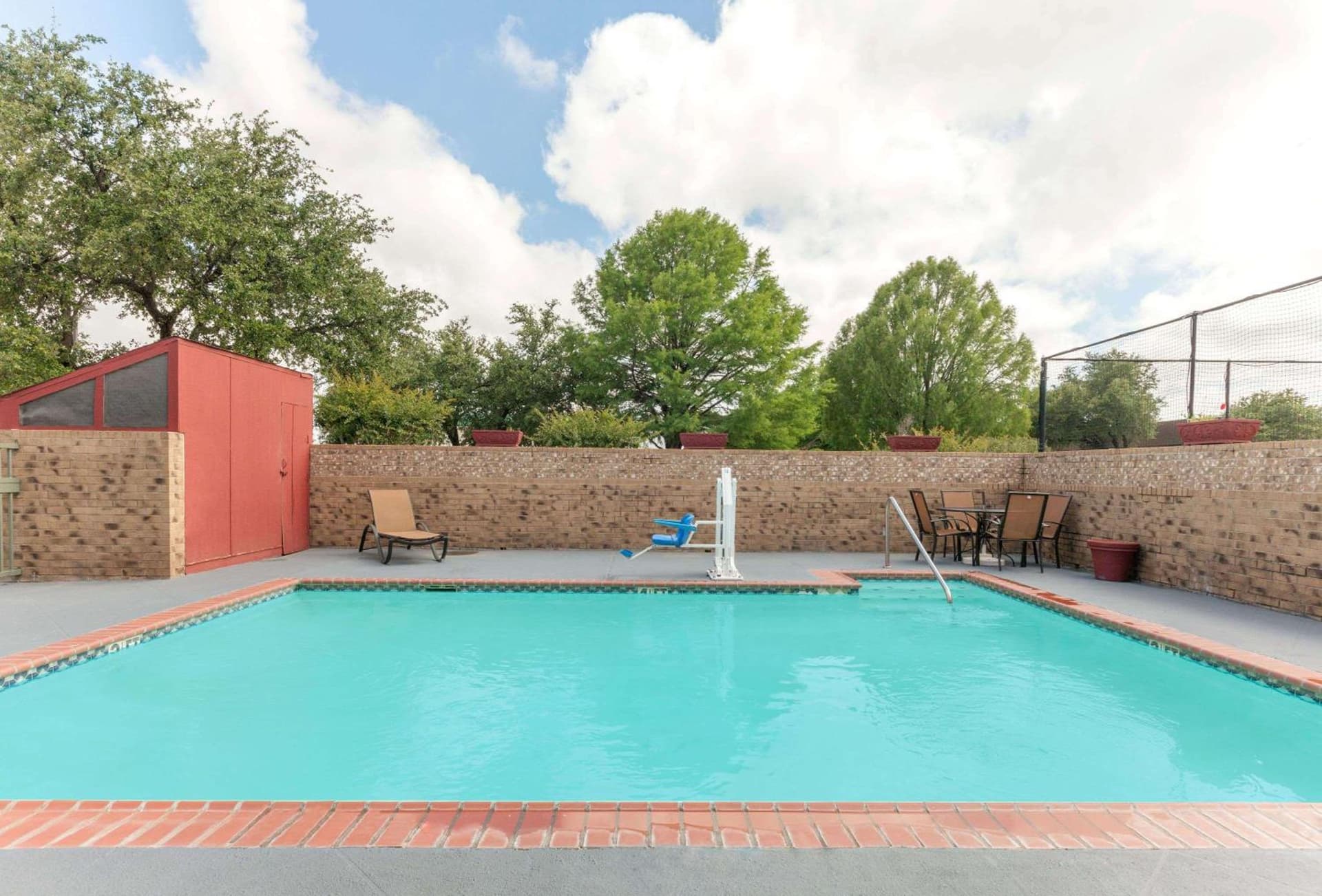 Hawthorn Extended Stay by Wyndham Richardson gallery photo in Richardson, TX — image 10