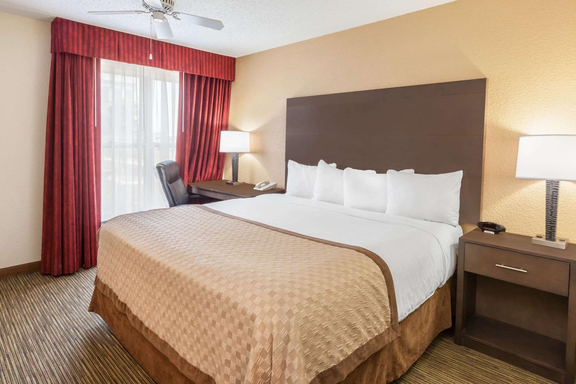 Affordable Suites of America Detroit-Warren gallery photo in Warren, MI — image 13