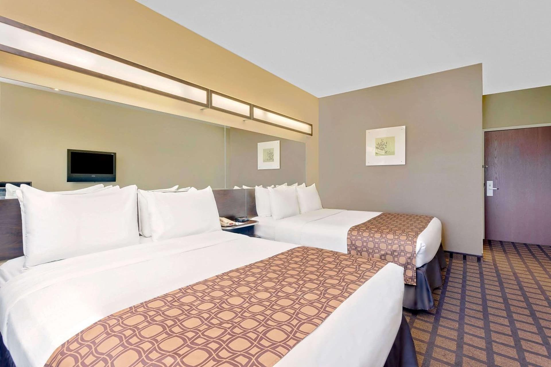 Microtel by Wyndham Perry National Fairground Area I-75 gallery photo in Perry, GA — image 14