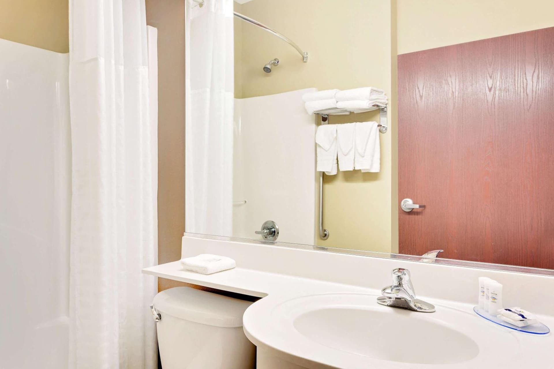 Microtel by Wyndham Perry National Fairground Area I-75 gallery photo in Perry, GA — image 30
