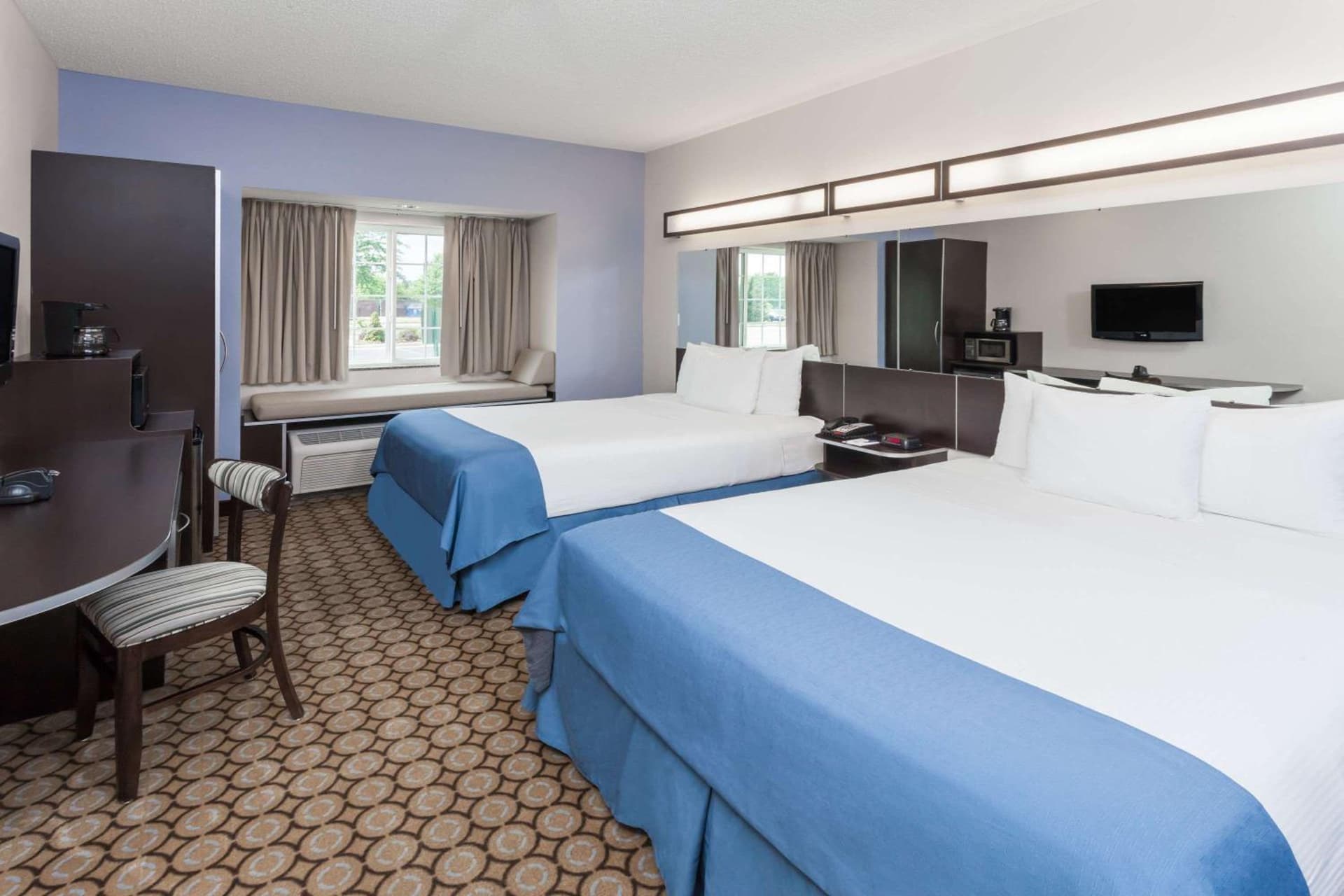 Microtel Inn and Suites Elkhart gallery photo in Elkhart, IN — image 28