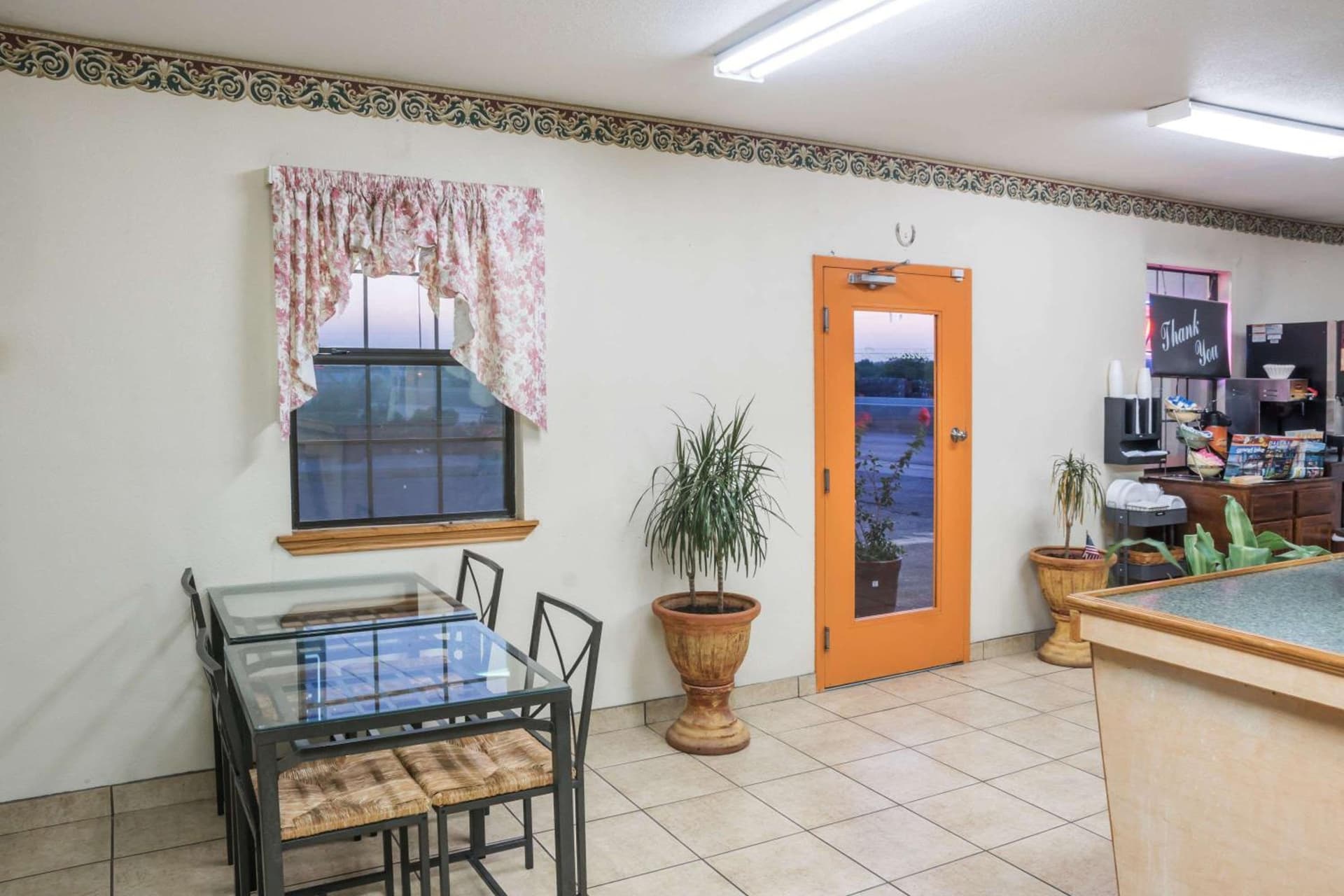 Travelodge by Wyndham Temple property views in Temple, TX — gallery photo 3