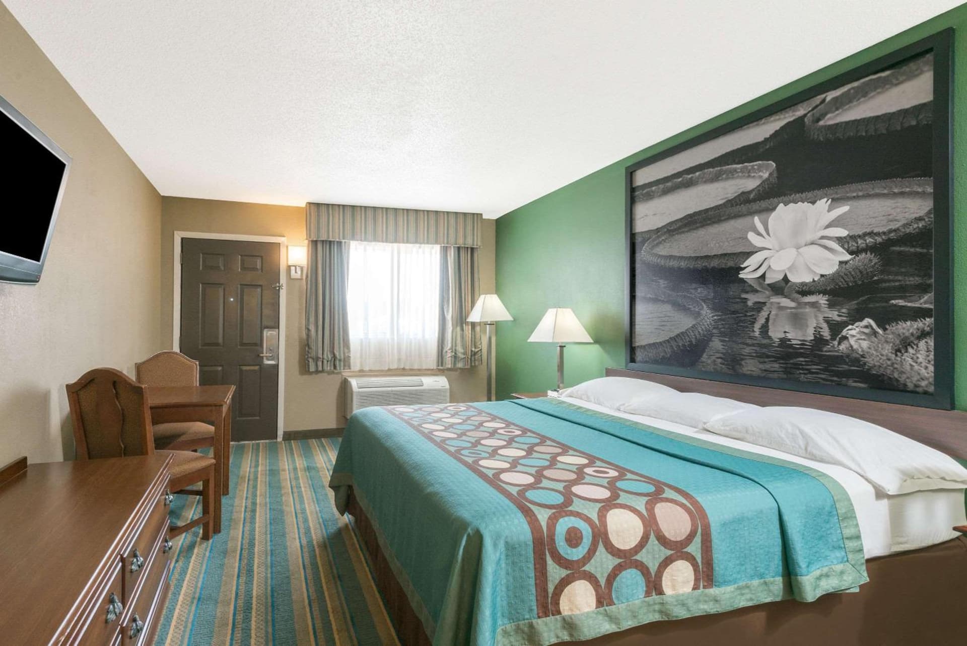 Super 8 by Wyndham Greencastle gallery photo in Greencastle, PA — image 10