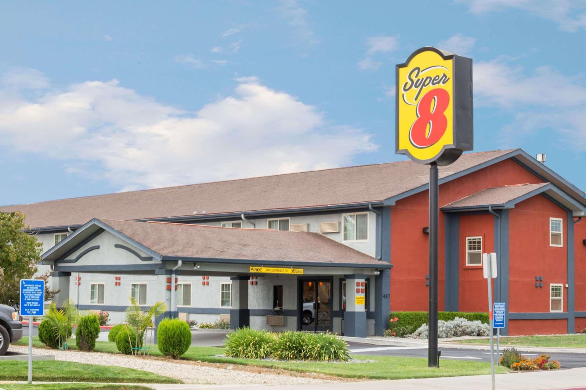 Super 8 by Wyndham Willows featured exterior or lobby in Willows, CA — similar hotel