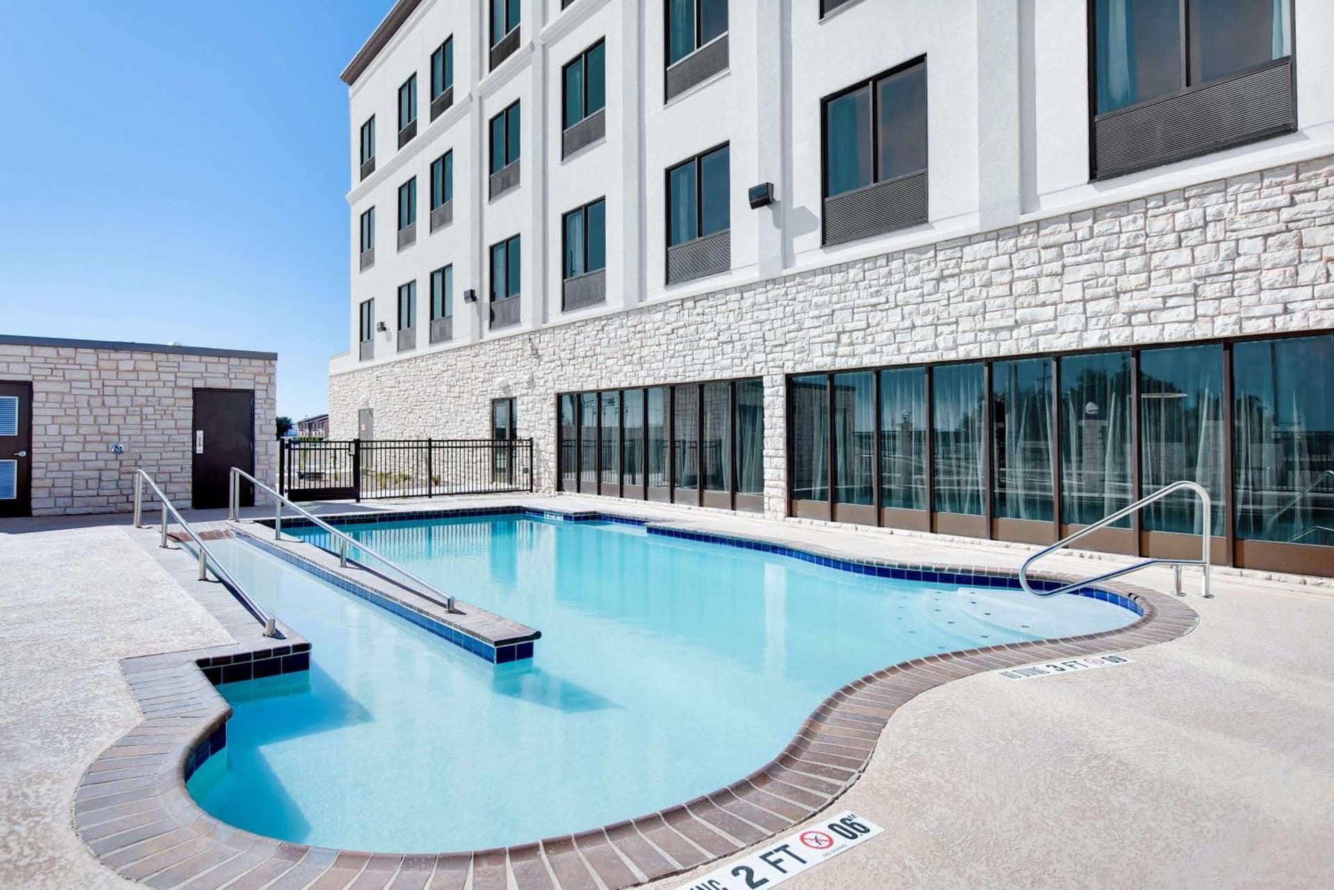 Wingate by Wyndham San Angelo gallery photo in San Angelo, TX — image 8