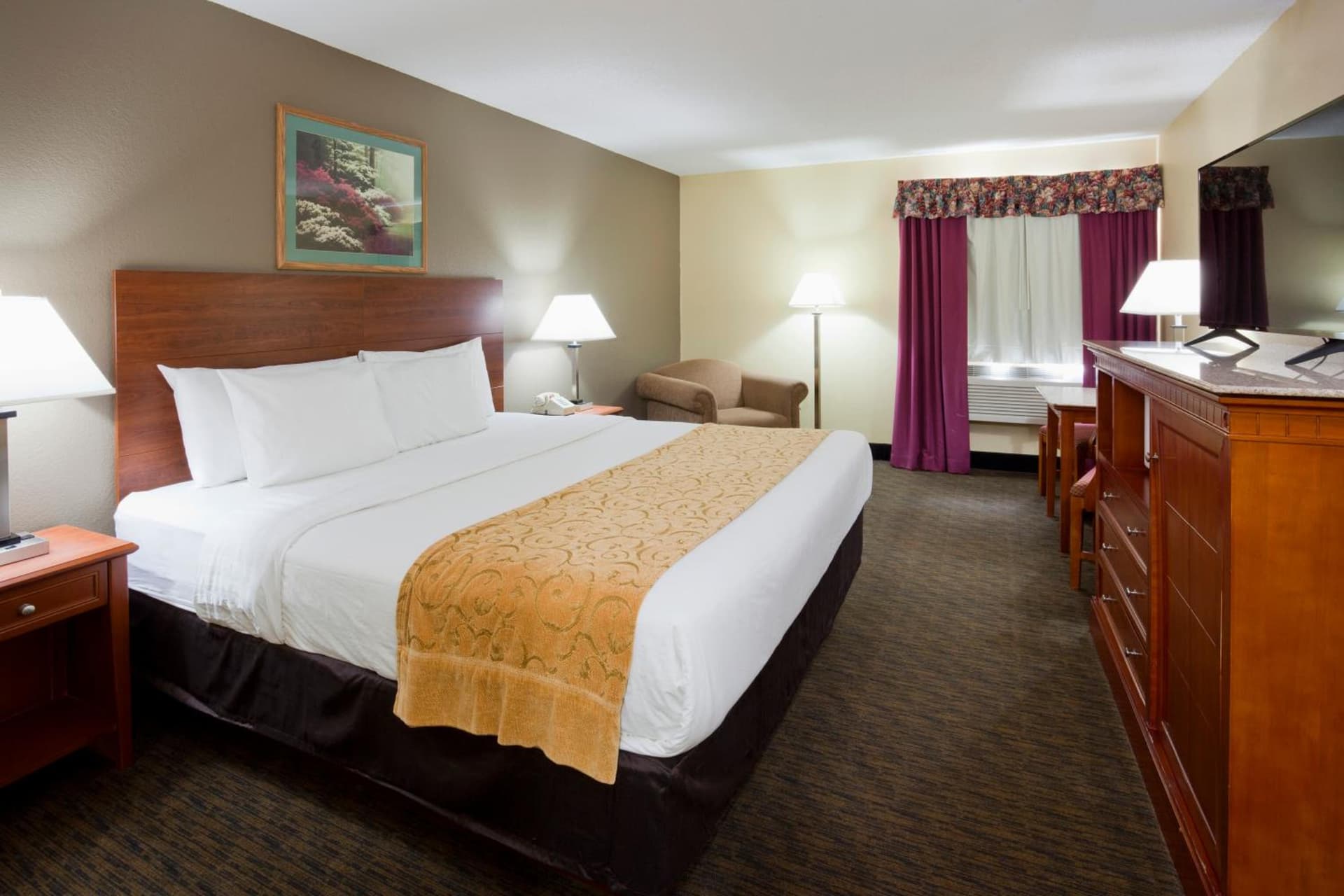 GrandStay Hotel and Suite Waseca property views in Waseca, MN — gallery photo 3