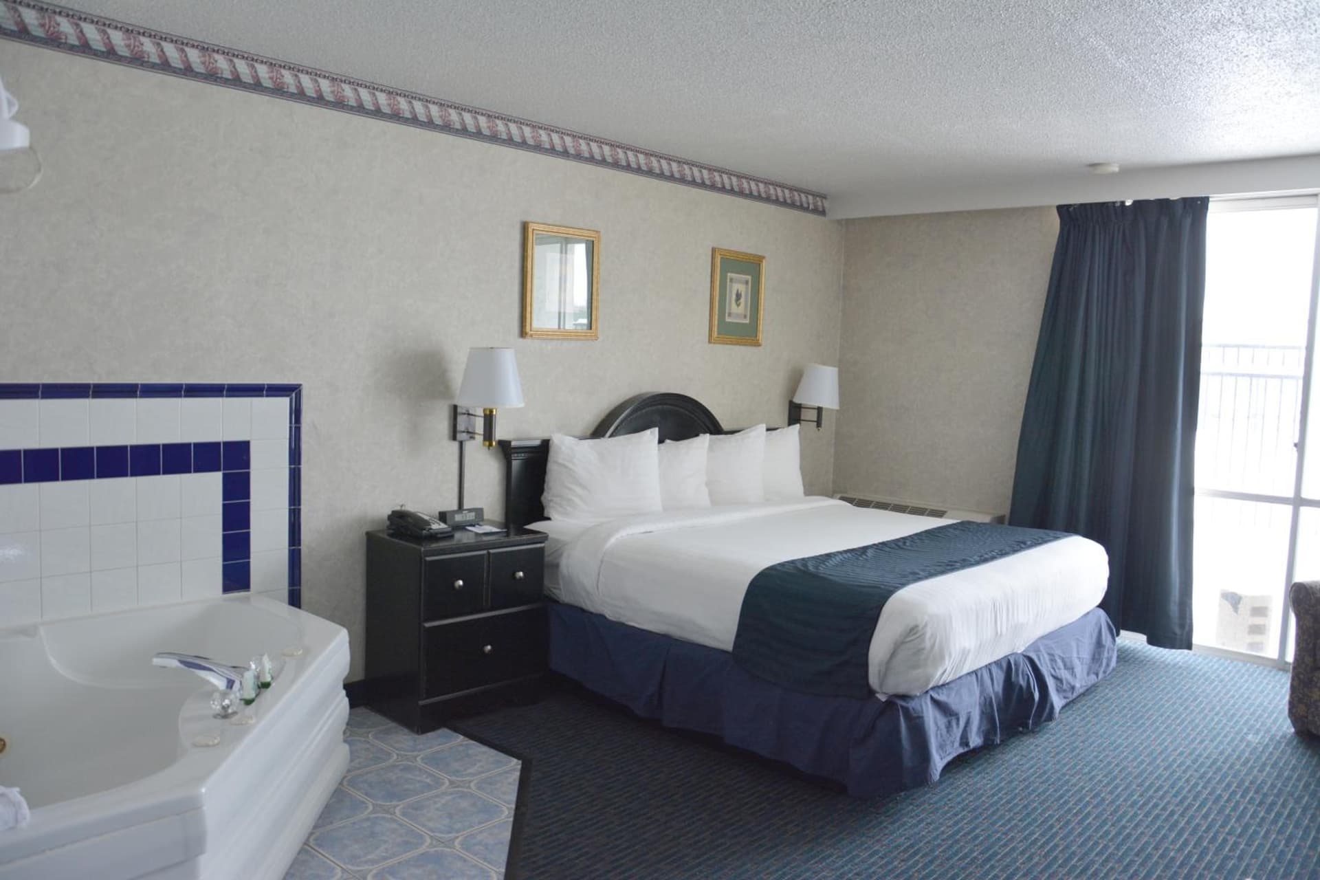 Travelodge by Wyndham Milwaukee gallery photo in Milwaukee, WI — image 4