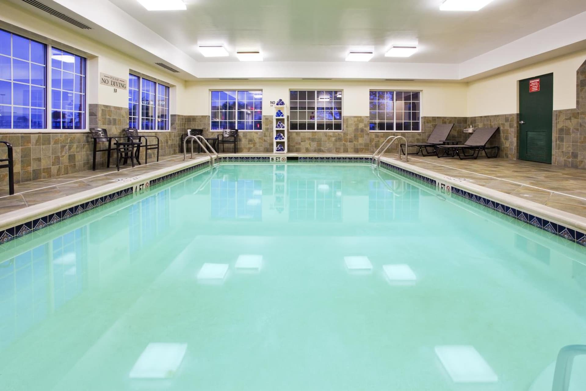Country Inn & Suites by Radisson, Hagerstown, MD gallery photo in Hagerstown, MD — image 51