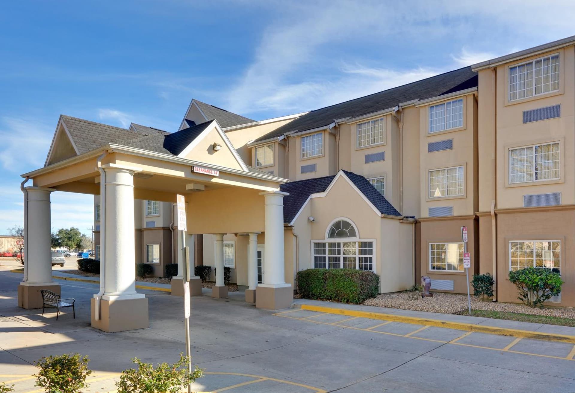 Microtel Inn and Suites Lafayette gallery photo in Lafayette, LA — image 4