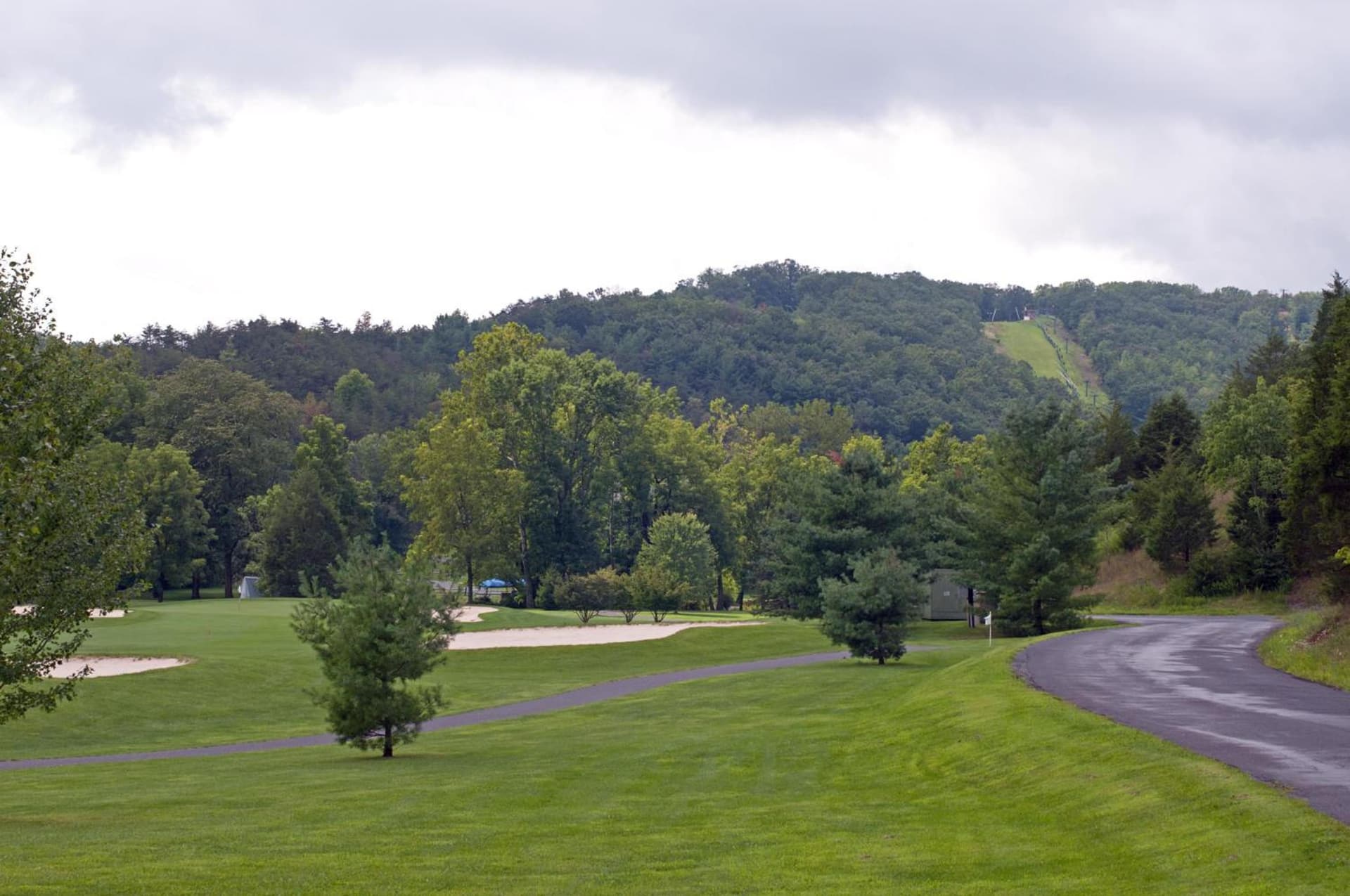 Chalet High by CoolVacay gallery photo in Basye, VA — image 9