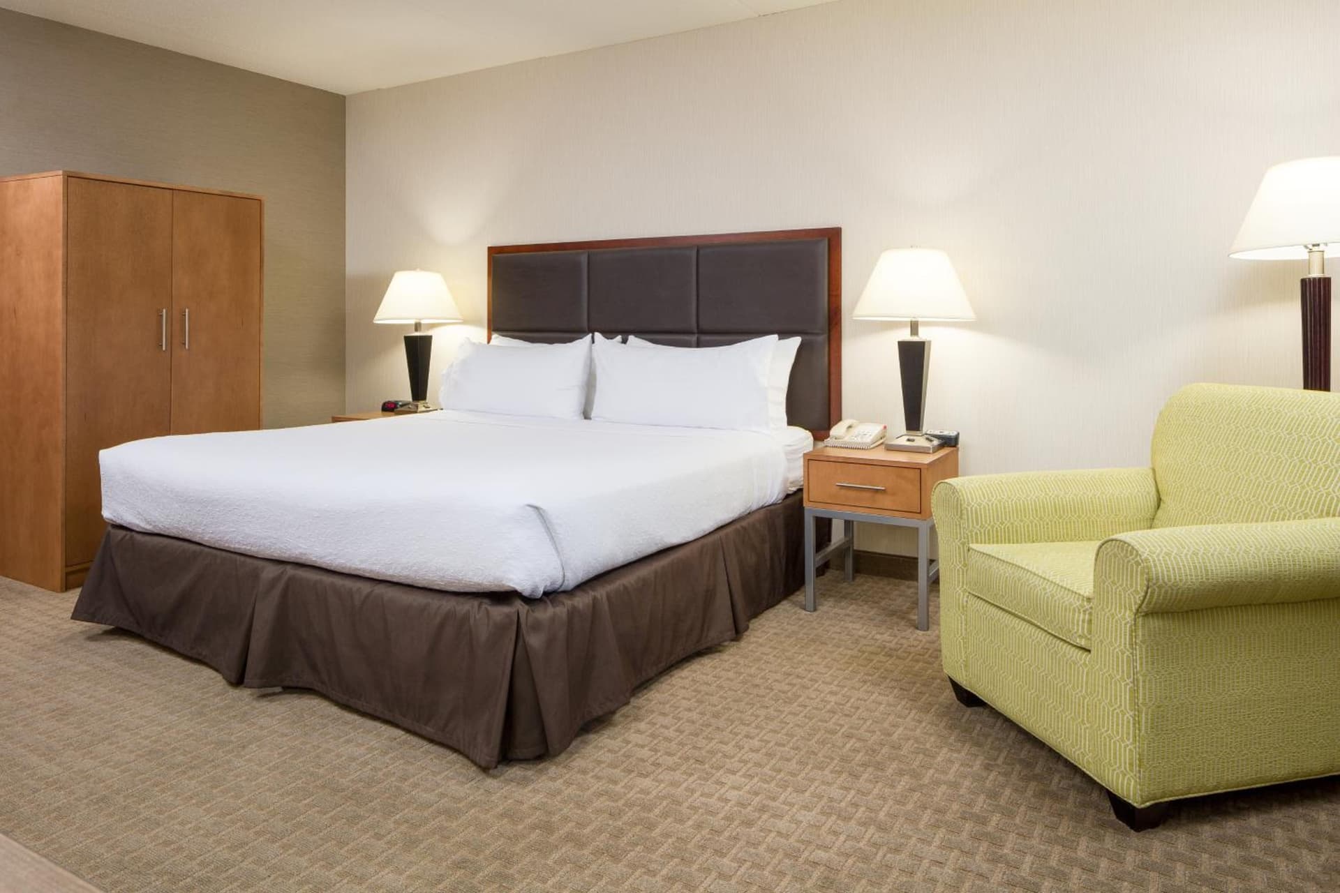 Holiday Inn Manchester Airport by IHG gallery photo in Manchester, NH — image 25