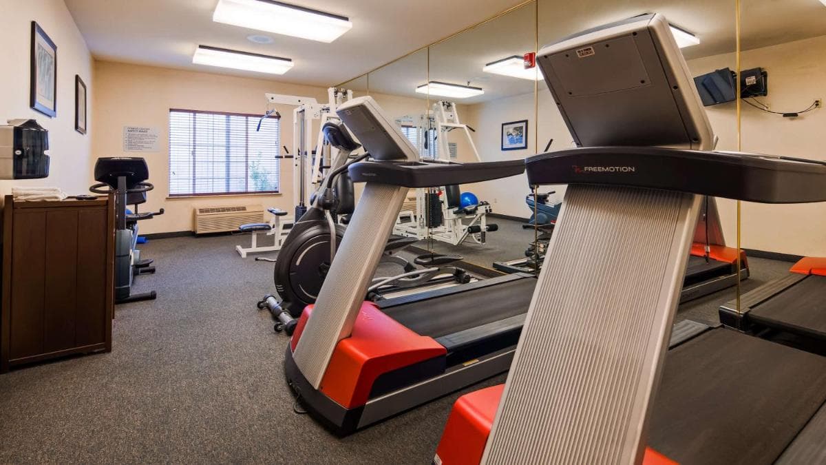 Best Western Airport Inn & Suites Oakland gallery photo in Oakland, CA — image 6
