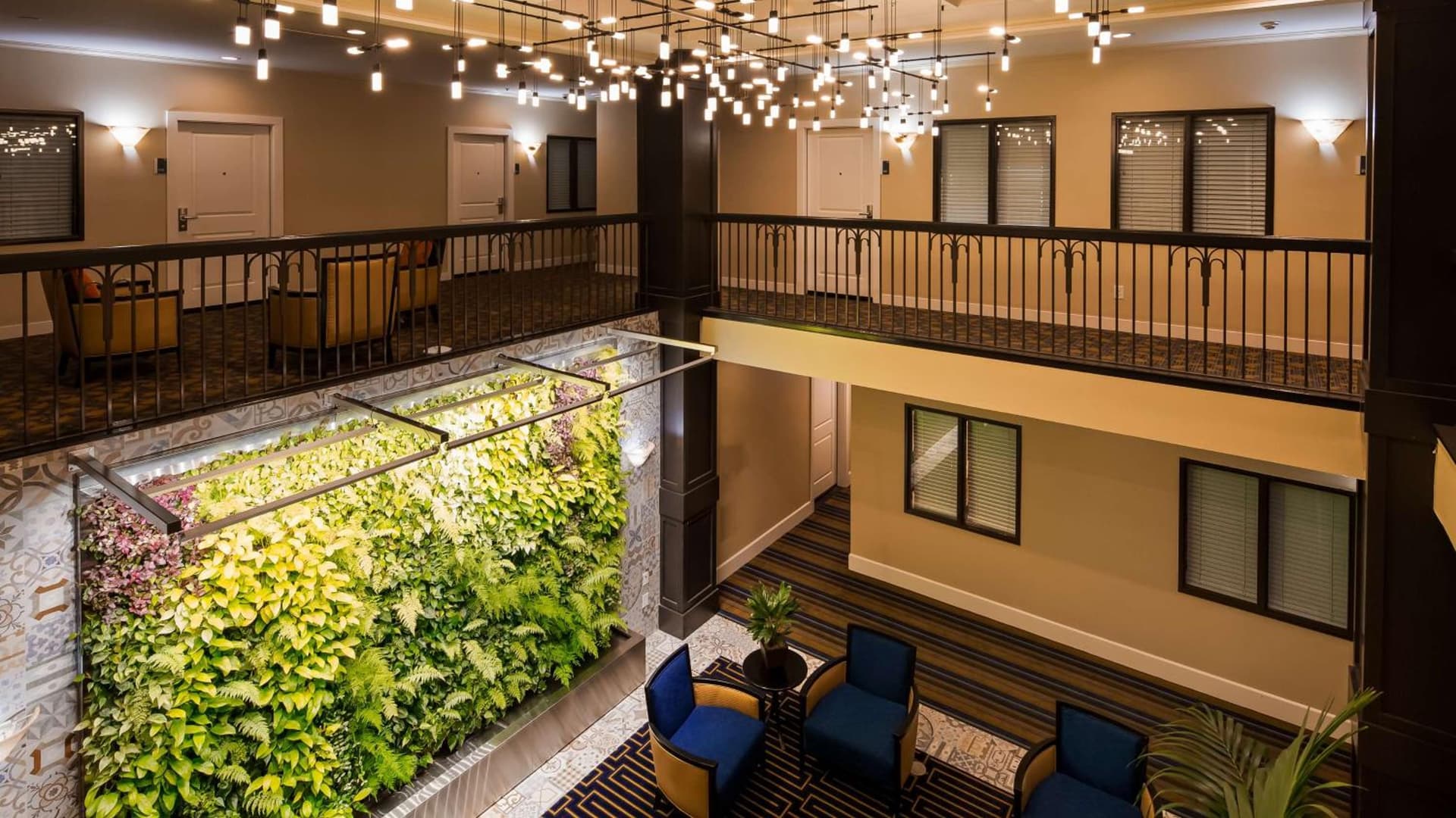 Best Western Plus Palm Court Hotel gallery photo in Davis, CA — image 28