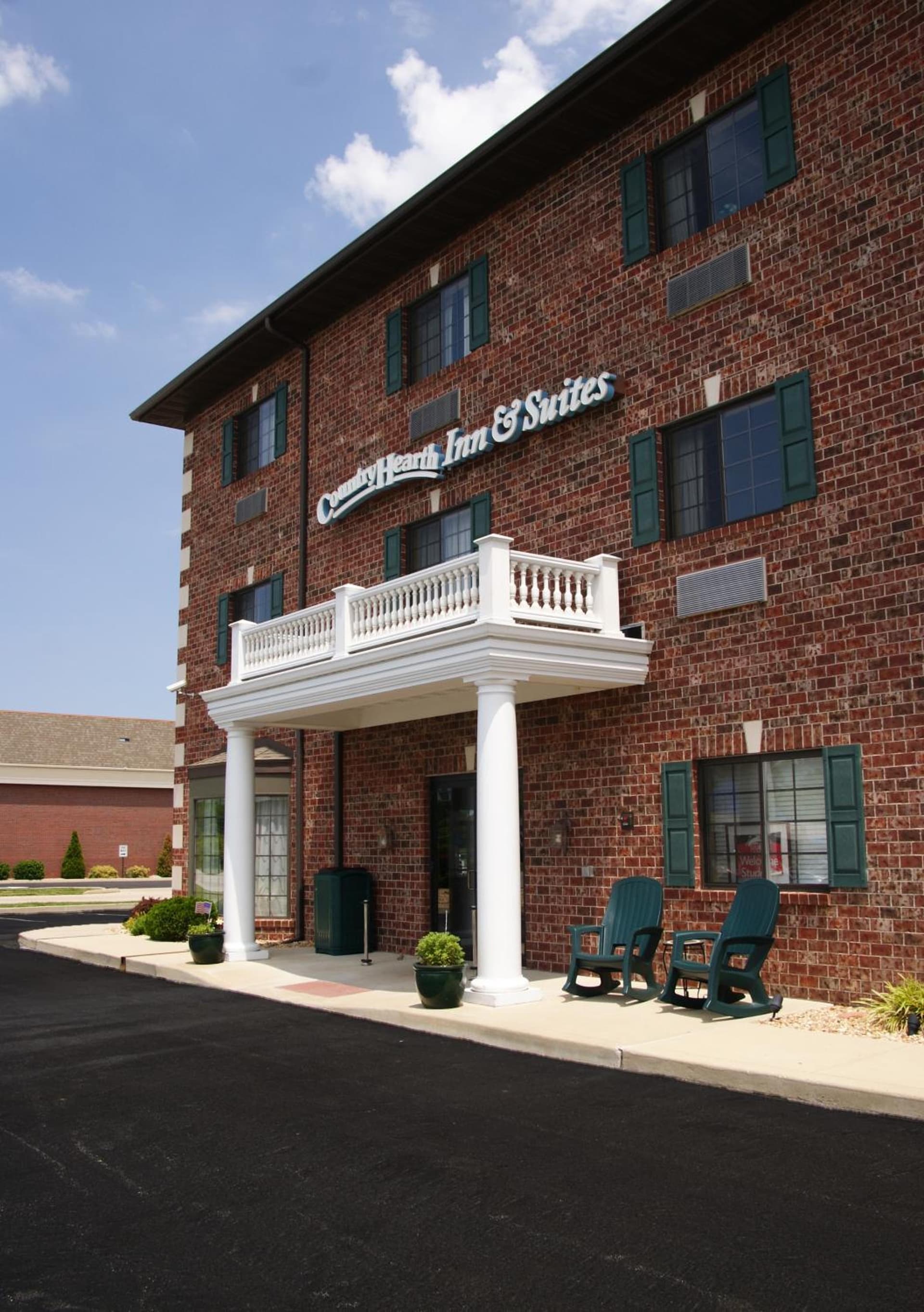 Country Hearth Inn & Suites Edwardsville — hotel in Edwardsville, Illinois