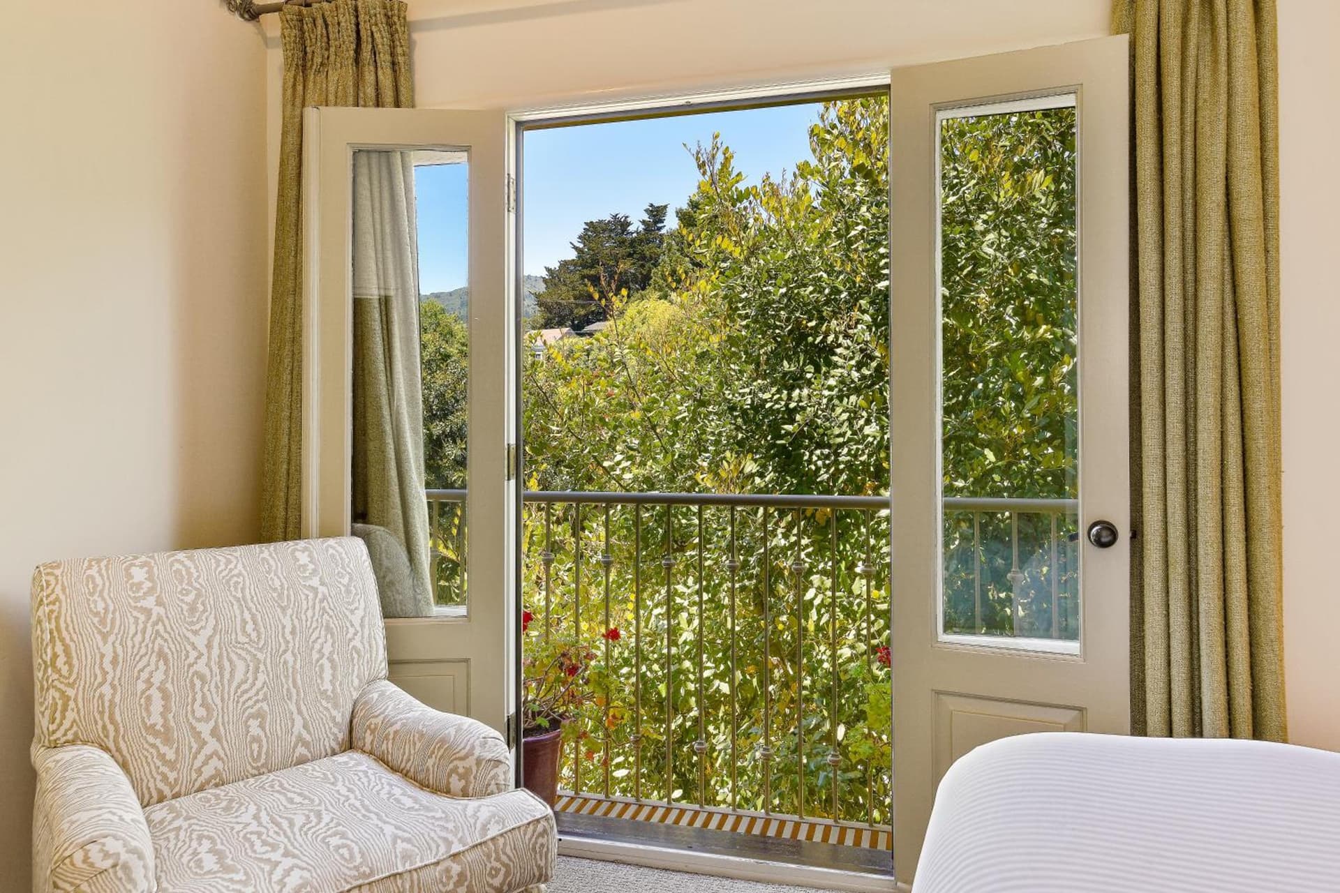 Mill Valley Inn interior in Mill Valley, CA — gallery photo 2