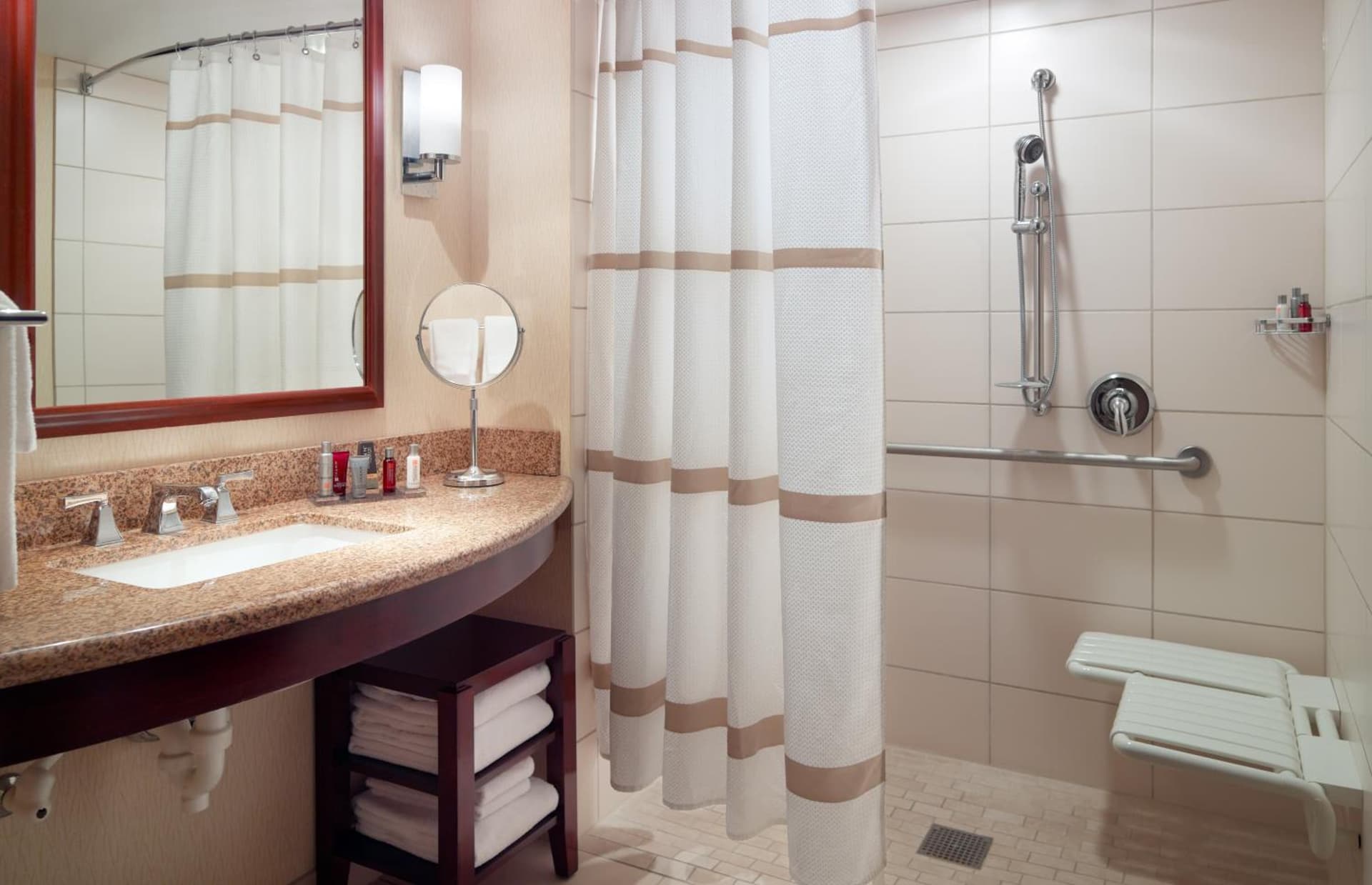 Marriott Bloomington Normal Hotel and Conference Center gallery photo in Bloomington, IL — image 21